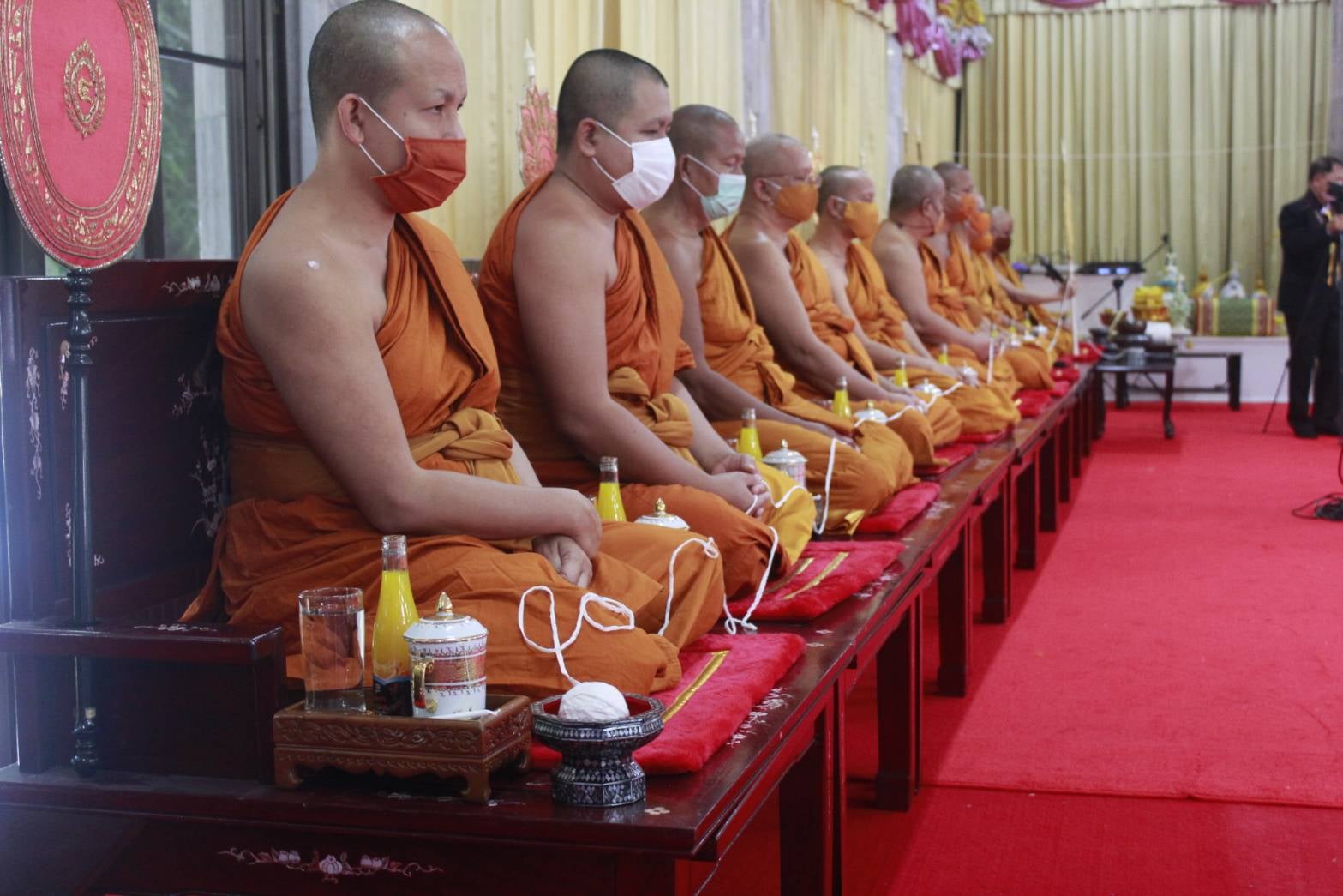 พช.หนองคาย ร่วมพิธีเจริญพระพุทธมนต์ถวายพระราชกุศล เนื่องในวันคล้ายวันพระบรมราชสมภพ พระบาทสมเด็จพระบรมชนกาธิเบศร มหาภูมิพลอดุลยเดชมหาราช บรมนาถบพิตร