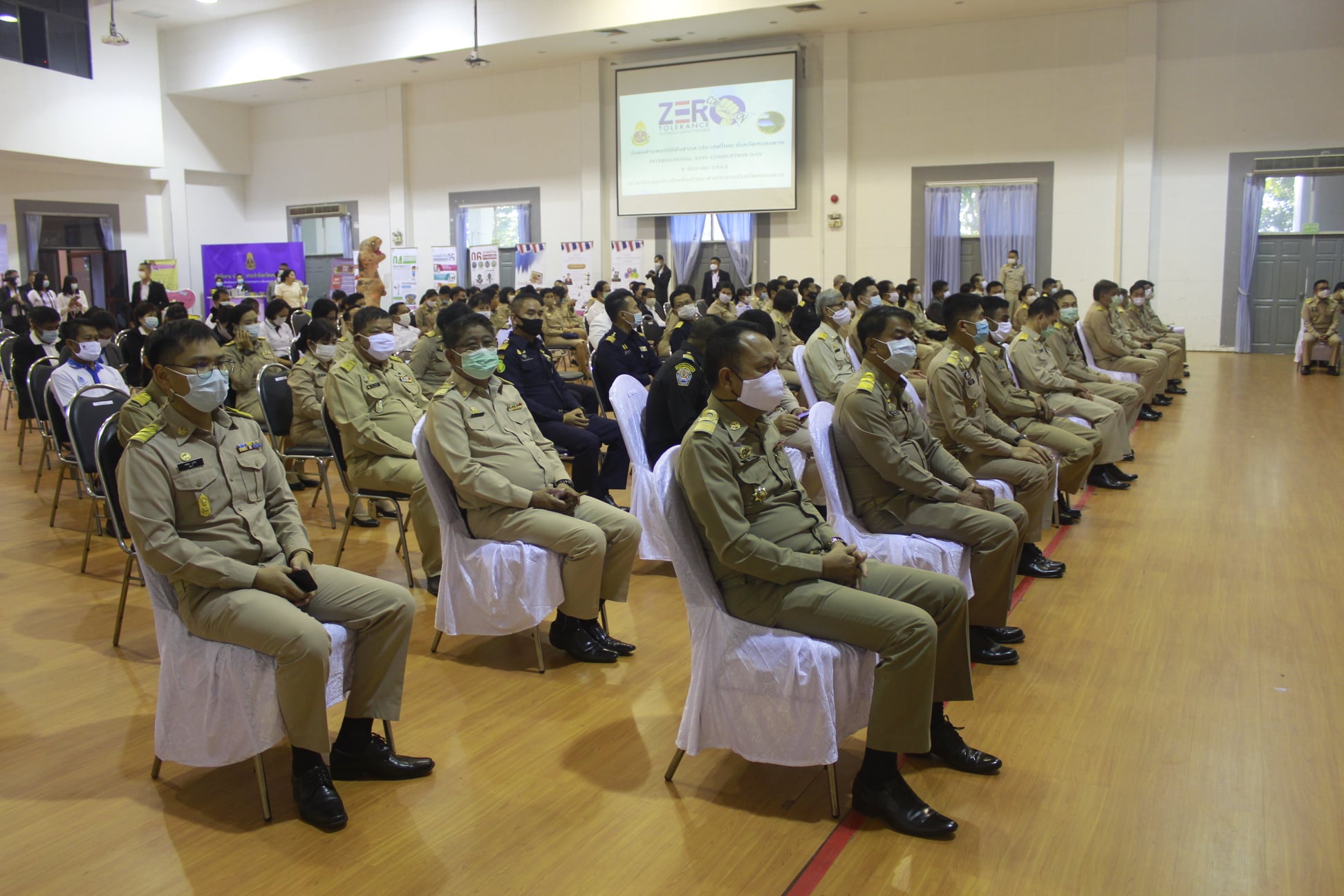 นายไพโรจน์ โสภาพร พัฒนาการจังหวัดหนองคาย ได้เข้าร่วมกิจกรรมงานวันต่อต้านคอร์รัปชันสากล(ประเทศไทย) จังหวัดหนองคาย