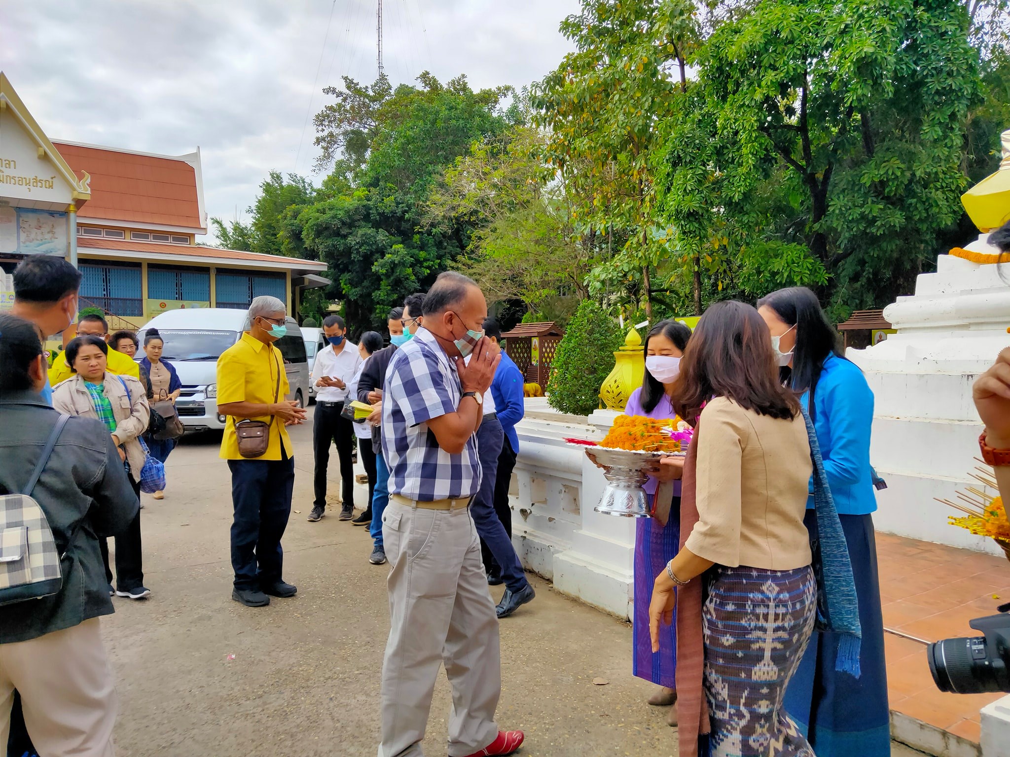 จังหวัดหนองคาย โดยสำนักงานพัฒนาชุมชนจังหวัดฯ ดำเนินโครงการ ผู้ว่าฯ พาสำรวจเส้นทาง “เส้นทางธรรม เส้นทางเที่ยว @หนองคาย” เส้นทางที่ 1 เส้นทางธรรม @หนองคาย