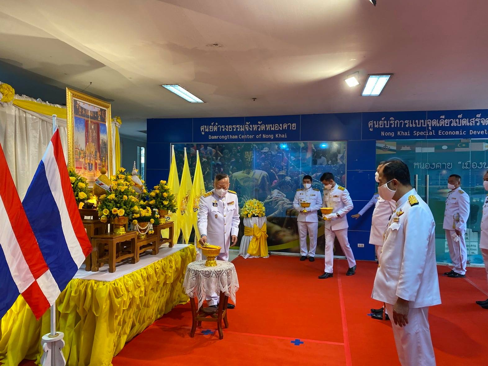 พช.หนองคาย ร่วมพิธีมอบปฏิทินหลวงพุทธศักราช 2564 พระราชทานสำหรับความสุขปีใหม่