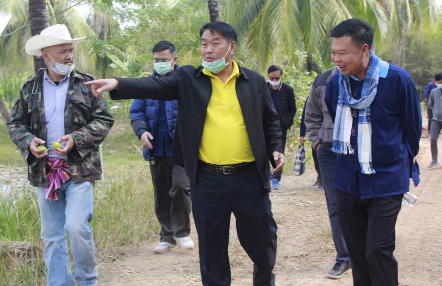 พช.หนองคาย ลงพื้นที่ติดตามการดำเนินงานโครงการพัฒนาพื้นที่ต้นแบบการพัฒนาคุณภาพชีวิตตามหลักทฤษฎีใหม่ ประยุกต์สู่ “โคก หนอง นา โมเดล” ในระดับอำเภอ และ การปฏิบัติหน้าที่นักพัฒนาพื้นที่ต้นแบบ(นพต.)ตามโครงการฯ