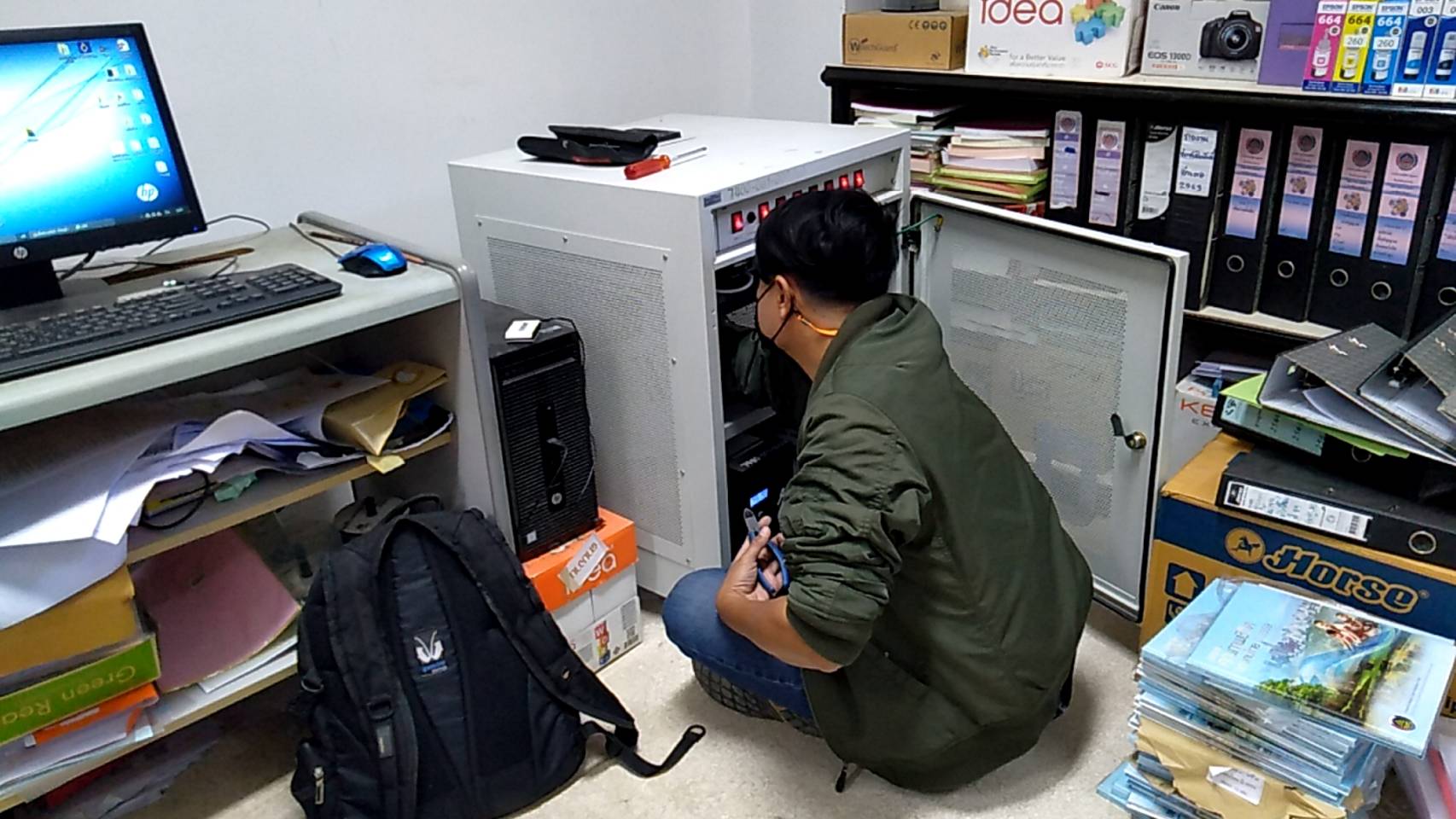 เจ้าหน้าที่ พช.หนองคาย อำนวยความสะดวกให้กับบริษัทฯ ในการดำเนินงานโครงการเช่าวงจรสื่อสัญญาณอินเทอร์เน็ตความเร็วสูง 4 ระดับ ระยะเวลา 9 เดือนปีงบประมาณ พ.ศ. 2564