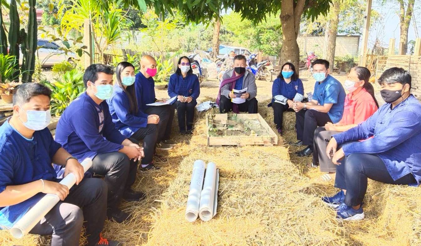 พช.หนองคาย ลงพื้นที่ติดตามการดำเนินงานโครงการพัฒนาพื้นที่ต้นแบบการพัฒนาคุณภาพชีวิตตามหลักทฤษฎีใหม่ ประยุกต์สู่ “โคก หนอง นา โมเดล” ในระดับอำเภอ และ การปฏิบัติหน้าที่นักพัฒนาพื้นที่ต้นแบบ(นพต.)ตามโครงการฯ พื้นที่อำเภอศรีเชียงใหม่