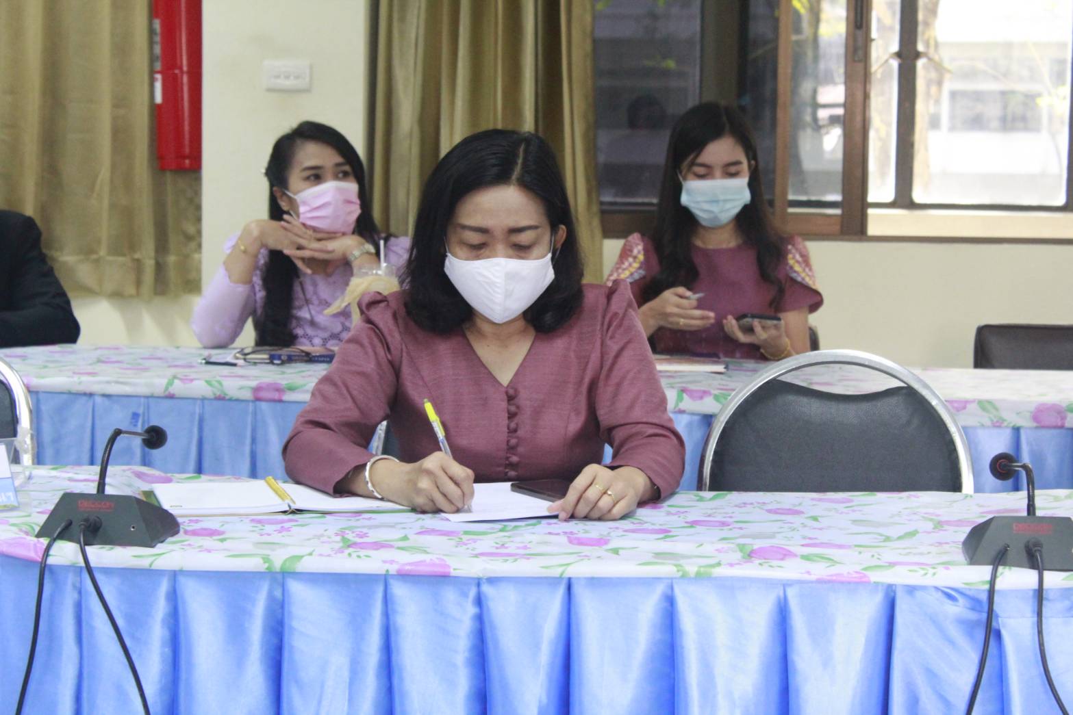 พช.หนองคาย ร่วมรับฟังการประชุมกรมการพัฒนาชุมชน ครั้งที่ 1/2564 ผ่านระบบวีดิทัศน์ทางไกล (Video Conference)