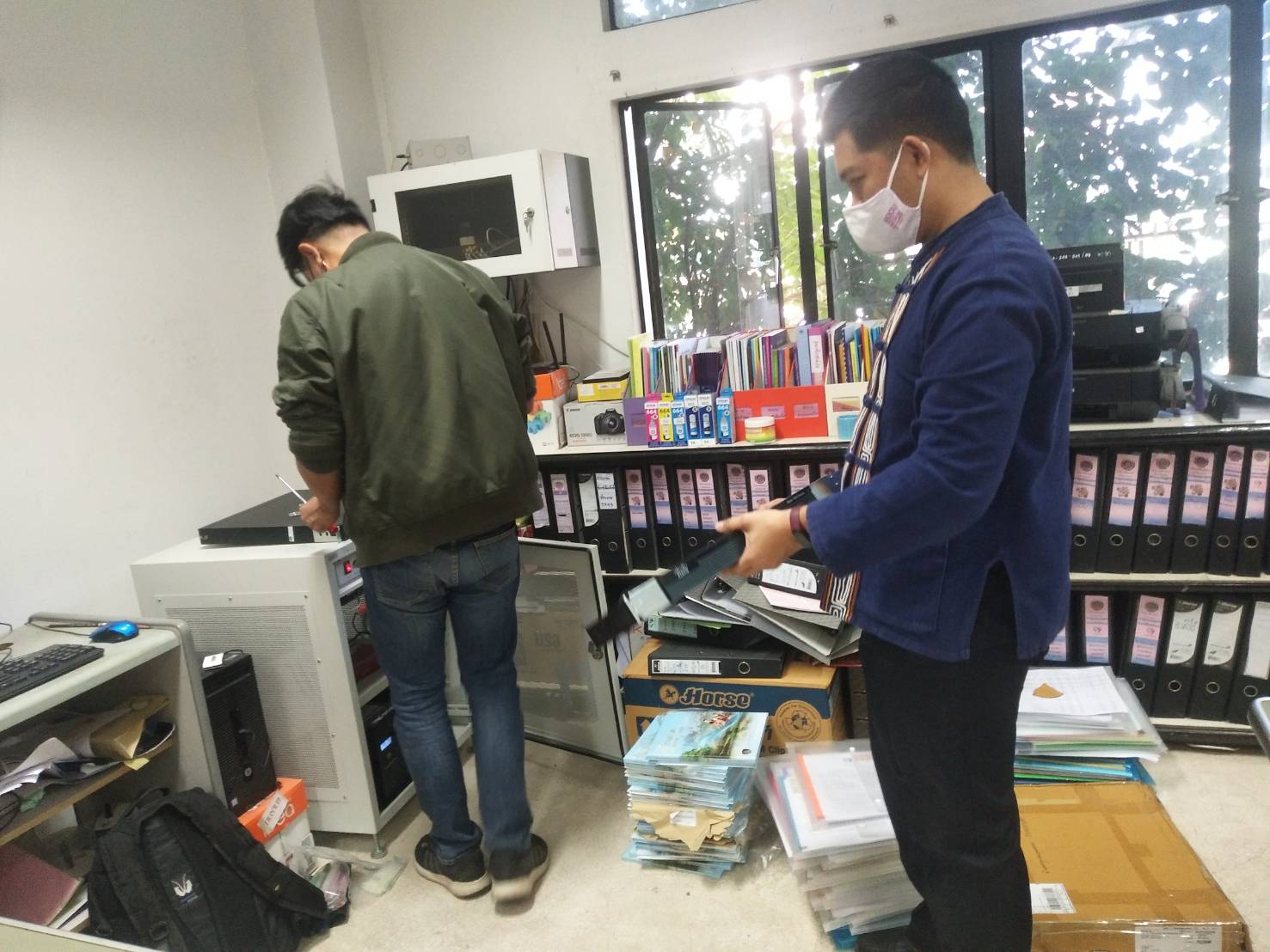 เจ้าหน้าที่ พช.หนองคาย อำนวยความสะดวกให้กับบริษัทฯ ในการดำเนินงานโครงการเช่าวงจรสื่อสัญญาณอินเทอร์เน็ตความเร็วสูง 4 ระดับ ระยะเวลา 9 เดือนปีงบประมาณ พ.ศ. 2564