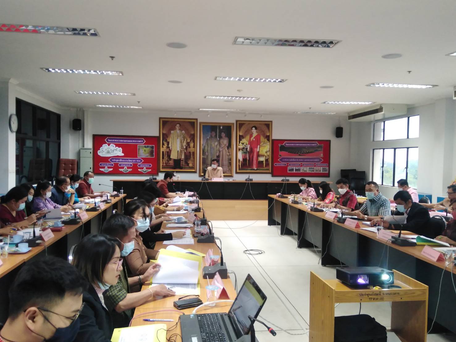 พช.หนองคาย ร่วมประชุมคณะทำงานจัดทำแผนบูรณาการกิจกรรมในโครงการโรงเรียนเพียงหลวง ในทูลกระหม่อมหญิงอุบลรัตนราชกัญญา สิริวัฒนาพรรณวดี จังหวัดหนองคาย ครั้งที่ 1/2564