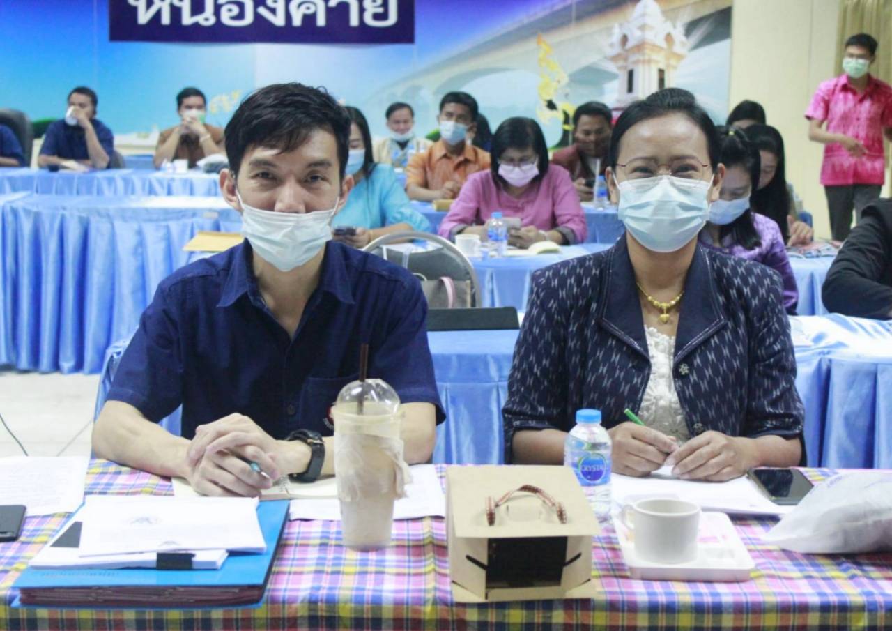 พช.หนองคาย ร่วมรับฟังการบรรยายโครงการฝึกอบรมพัฒนากรระหว่างประจำการ ด้านบริหารการเปลี่ยนแปลง ประจำปีงบประมาณ พ.ศ. 2564