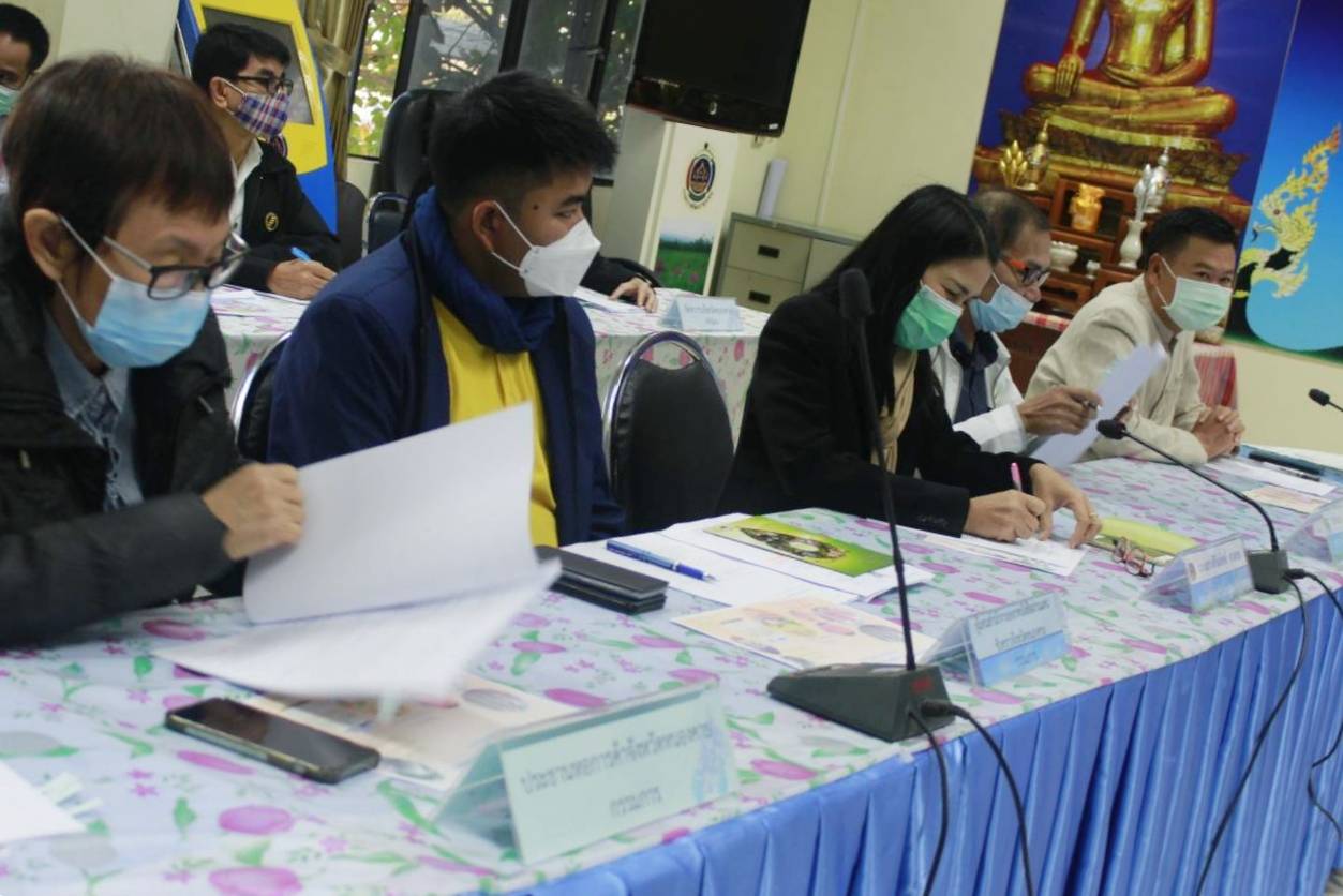 จังหวัดหนองคาย ประชุมคณะกรรมการขับเคลื่อนศูนย์แสดงและจำหน่ายผลิตภัณฑ์ OTOP จังหวัดหนองคาย ครั้งที่ 1/2564