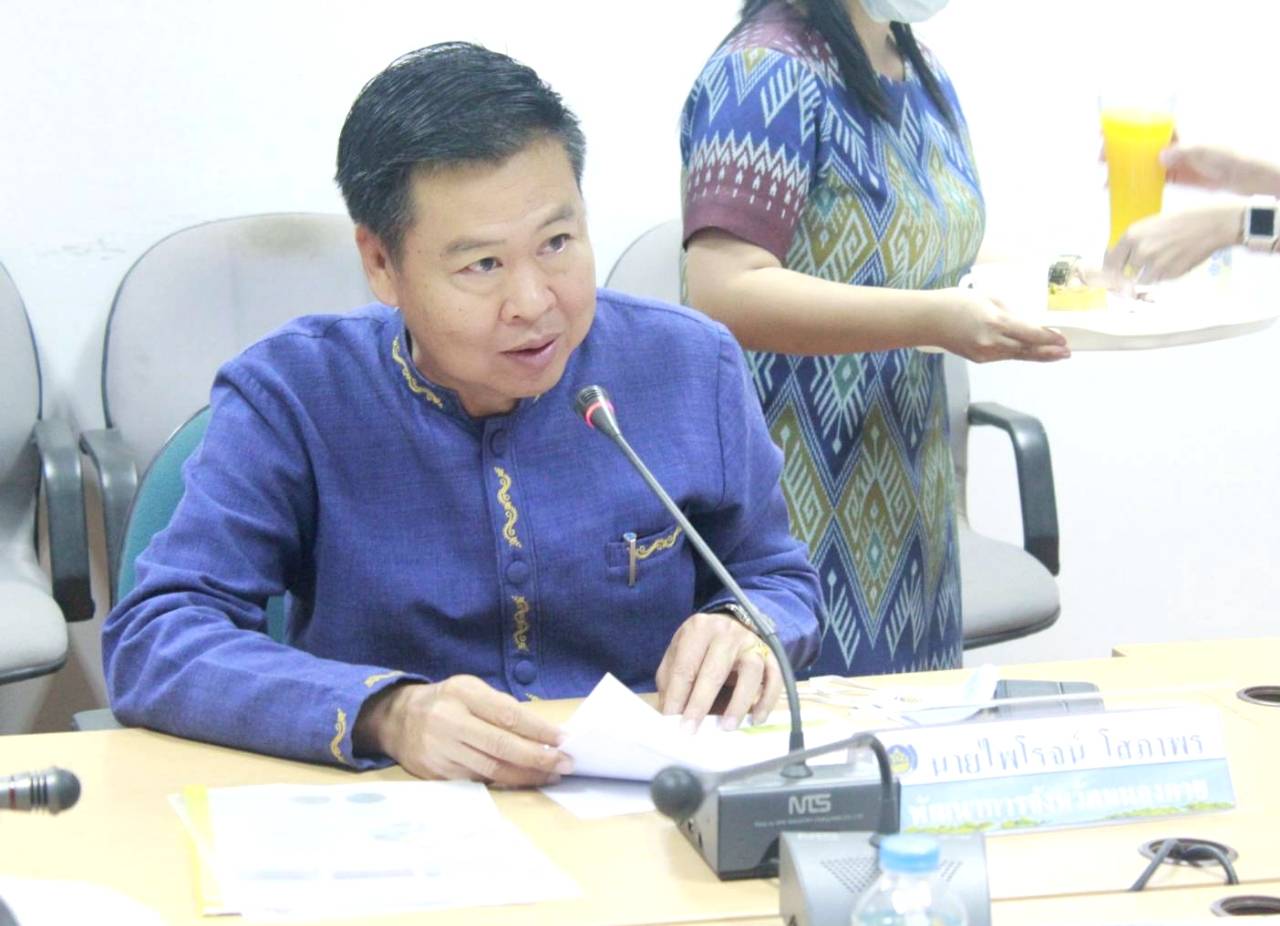 นายชัยวัฒน์ แสงศรี ผู้ตรวจราชการกรมการพัฒนาชุมชน เขตตรวจราชการที่ 10 กลุ่มจังหวัดภาคตะวันออกเฉียงเหนือตอนบน 1 ได้ประชุมติดตามการดำเนินงานพัฒนาชุมชนจังหวัดหนองคาย ประจำเดือน กุมภาพันธ์ 2564