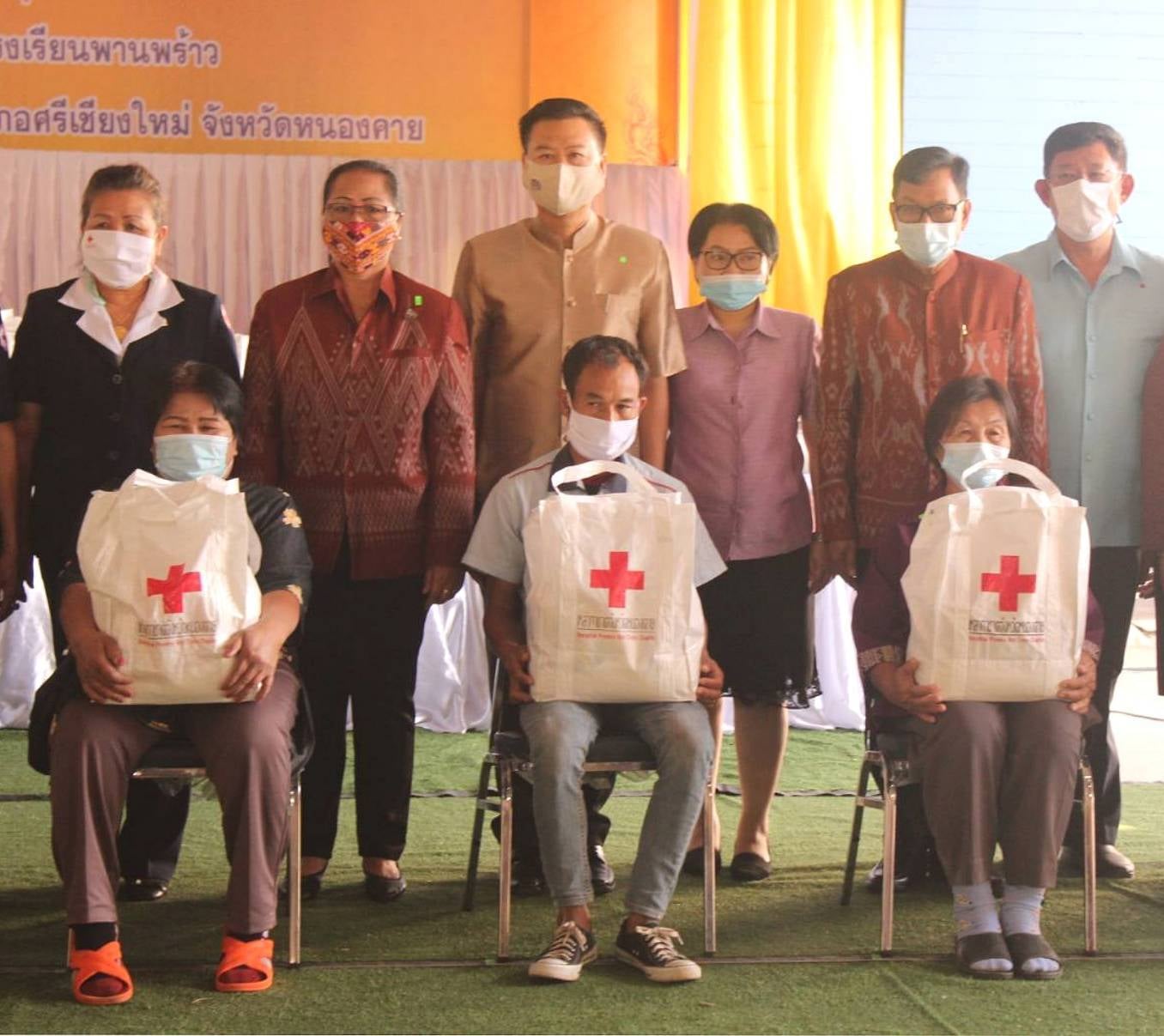 พช.หนองคาย​ ร่วมโครงการการบริการจังหวัดเคลื่อนที่แบบบูรณาการ​และหน่วยบำบัดทุกข์​ บำรุงสุข​ จังหวัดหนองคาย​ ณ​ บริเวณโรงเรียนพานพร้าว​ ตำบลพานพร้าว​ อำเภอศรีเชียงใหม่​