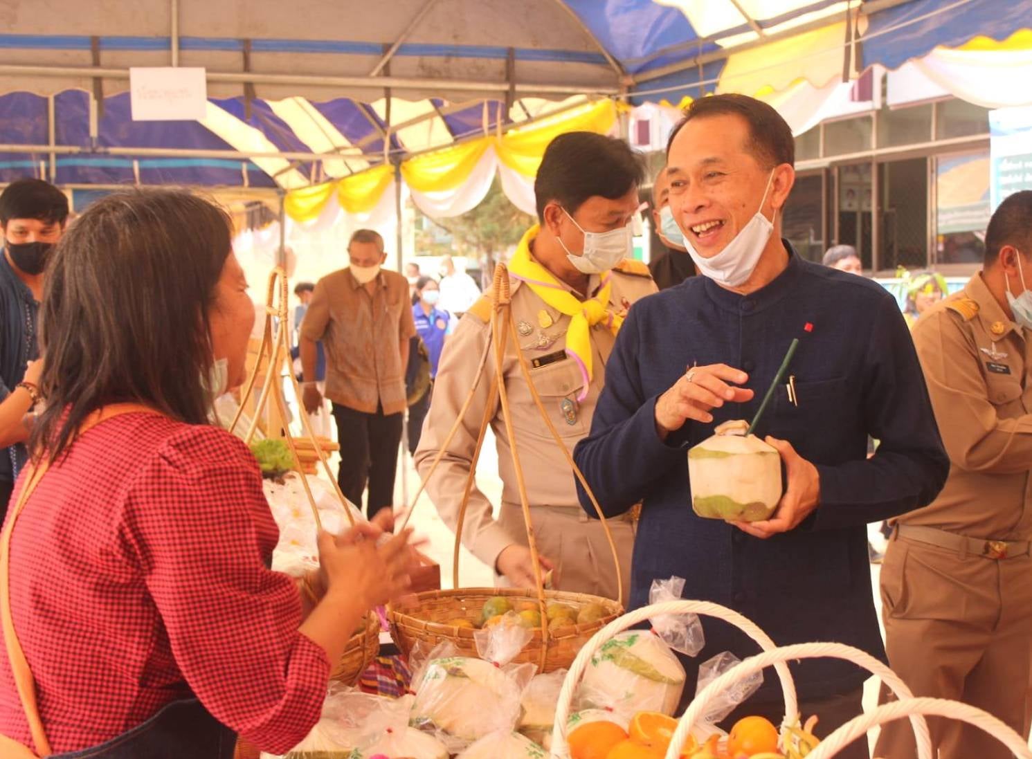 พช.หนองคาย​ ร่วมโครงการการบริการจังหวัดเคลื่อนที่แบบบูรณาการ​และหน่วยบำบัดทุกข์​ บำรุงสุข​ จังหวัดหนองคาย​ ณ​ บริเวณโรงเรียนพานพร้าว​ ตำบลพานพร้าว​ อำเภอศรีเชียงใหม่​