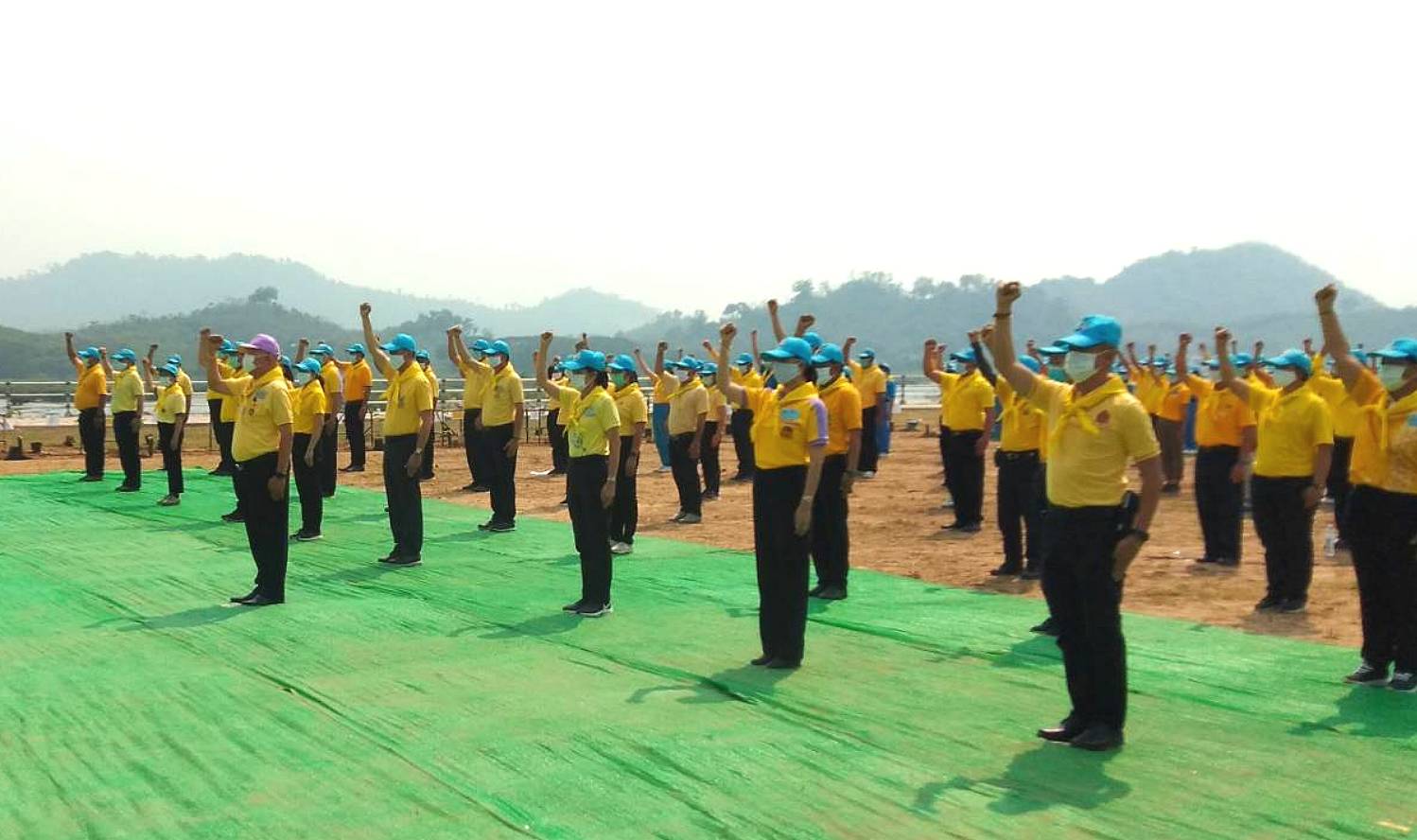 พช.หนองคาย เข้าร่วมกิจกรรมจิตอาสาพัฒนา เพื่อถวายเป็นพระราชกุศล เนื่องในวันที่ระลึก พระบาทสมเด็จพระพุทธเลิศหล้านภาลัย