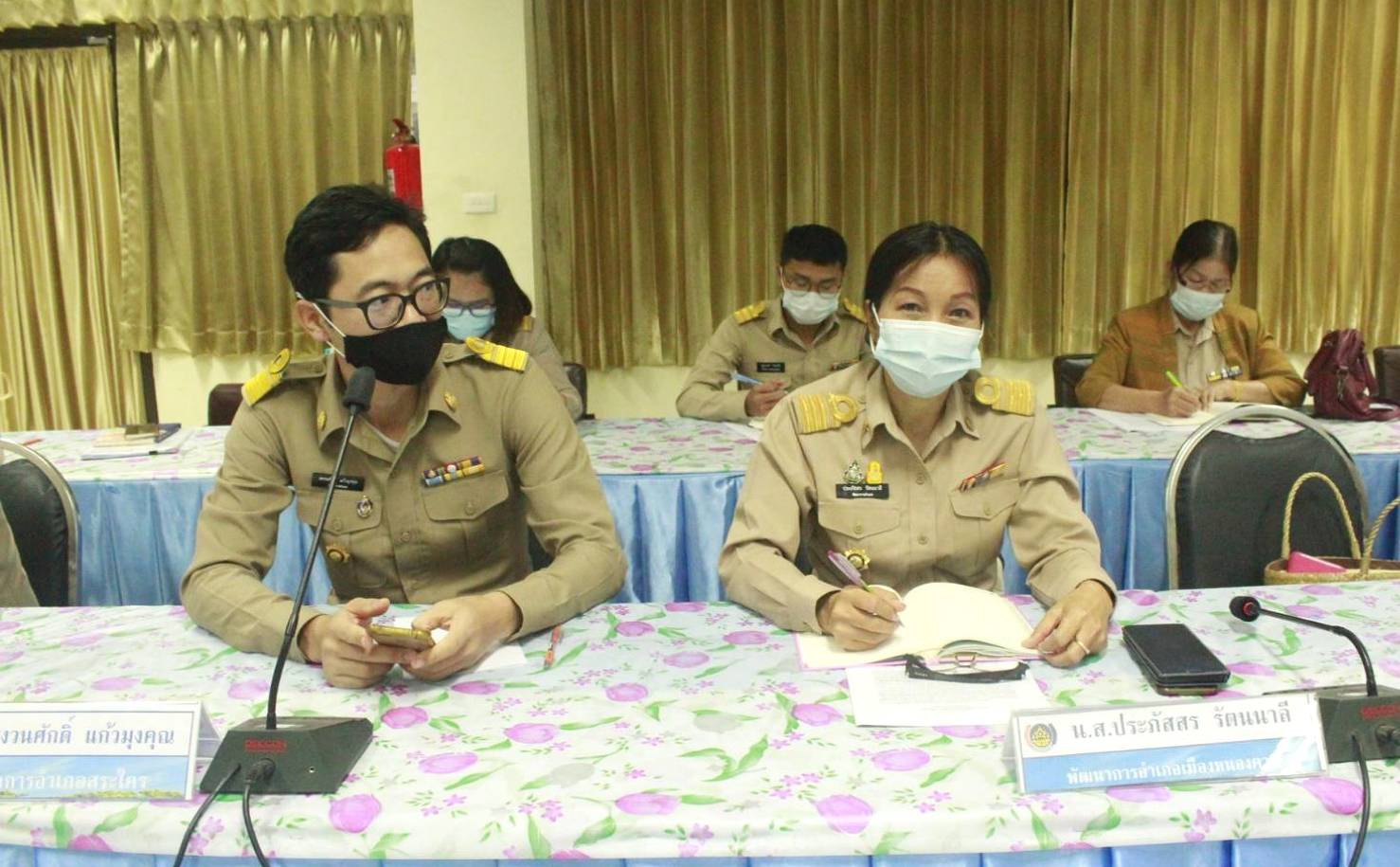 พช.หนองคาย ร่วมรับฟังการประชุมสร้างความเข้าใจในการขับเคลื่อนโครงการเสริมสร้างและพัฒนาผู้นำการเปลี่ยนแปลง ผ่านระบบวิดีทัศน์ทางไกล (Video Conference)