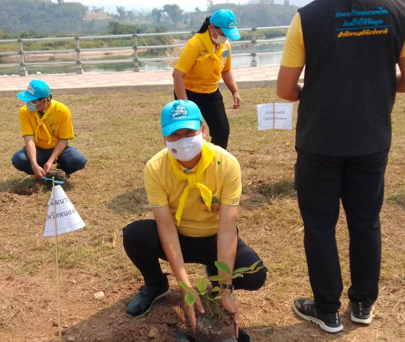 พช.หนองคาย เข้าร่วมกิจกรรมจิตอาสาพัฒนา เพื่อถวายเป็นพระราชกุศล เนื่องในวันที่ระลึก พระบาทสมเด็จพระพุทธเลิศหล้านภาลัย