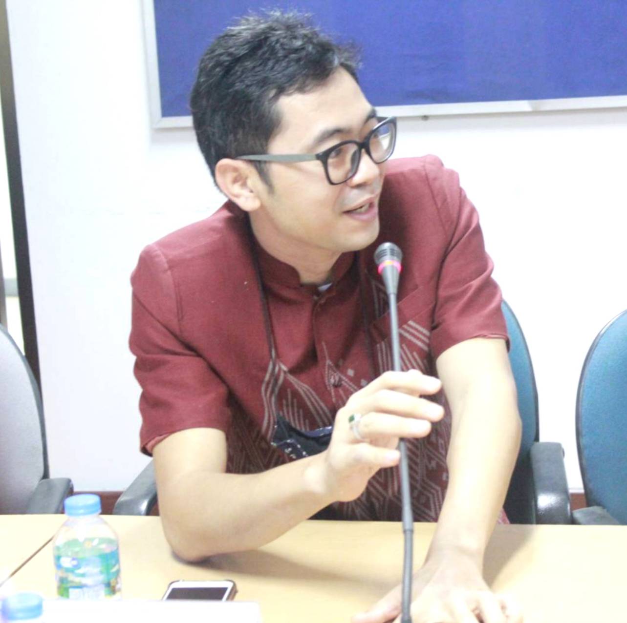 นายชัยวัฒน์ แสงศรี ผู้ตรวจราชการกรมการพัฒนาชุมชน เขตตรวจราชการที่ 10 กลุ่มจังหวัดภาคตะวันออกเฉียงเหนือตอนบน 1 ได้ประชุมติดตามการดำเนินงานพัฒนาชุมชนจังหวัดหนองคาย ประจำเดือน กุมภาพันธ์ 2564