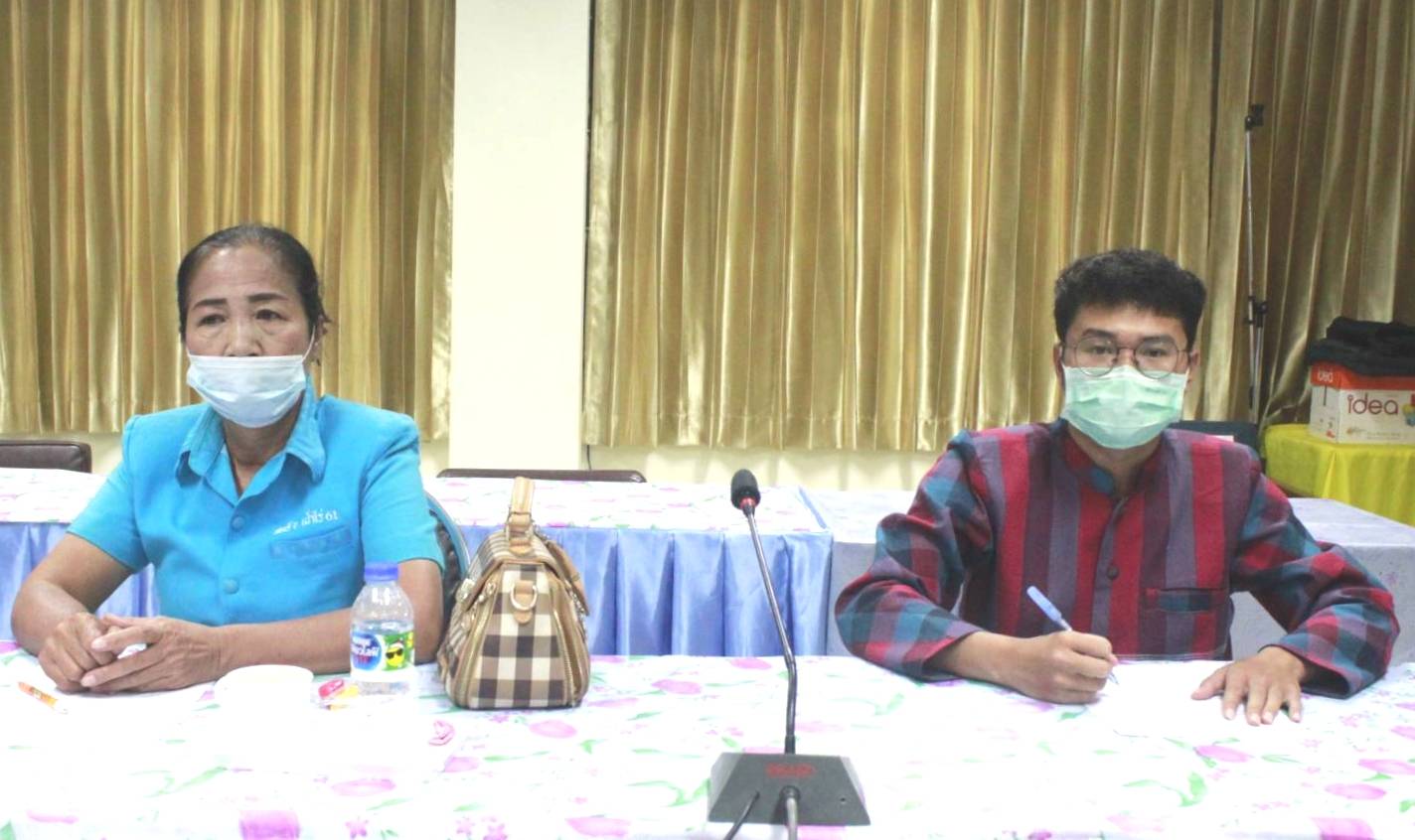 พช.หนองคาย เปิดโครงการส่งเสริมและพัฒนาหมู่บ้านกองทุนแม่ของแผ่นดิน กิจกรรมเพิ่มศักยภาพคณะกรรมการศูนย์เรียนรู้กองทุนแม่ของแผ่นดินระดับจังหวัด กิจกรรมย่อยที่ 1 ประชุมคณะกรรมการเครือข่ายกองทุนแม่ของแผ่นดินระดับจังหวัด