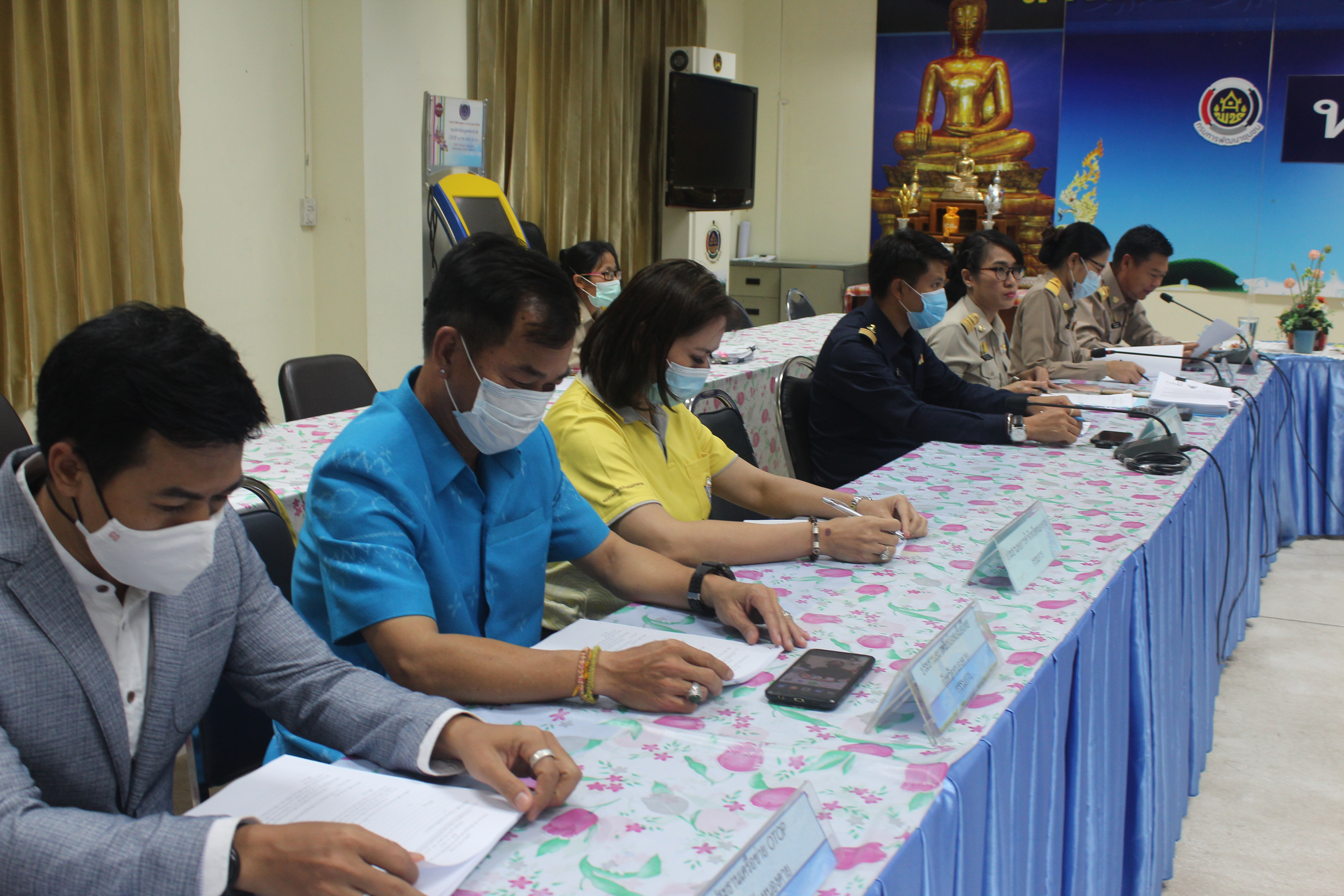 จังหวัดหนองคาย ประชุมคณะกรรมการขับเคลื่อนศูนย์แสดงและจำหน่ายผลิตภัณฑ์ OTOP จังหวัดหนองคาย ครั้งที่ 2/2564