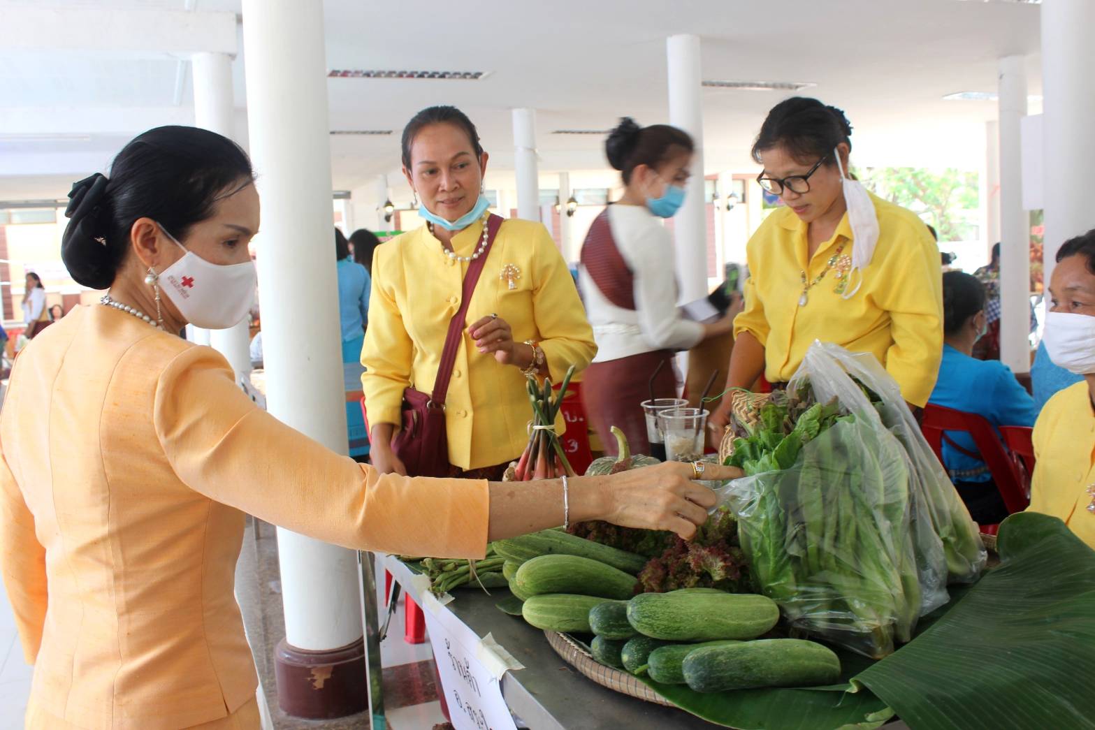 จังหวัดหนองคาย ร่วมกับคณะกรรมการพัฒนาสตรีจังหวัดหนองคาย จัดงานวันสตรีสากล ตามโครงการสตรีหนองคาย เพิ่มพูนทักษะการประกอบอาชีพ เพื่อสร้างความมั่นคงทางอาหาร สู้วิกฤติ COVID-19
