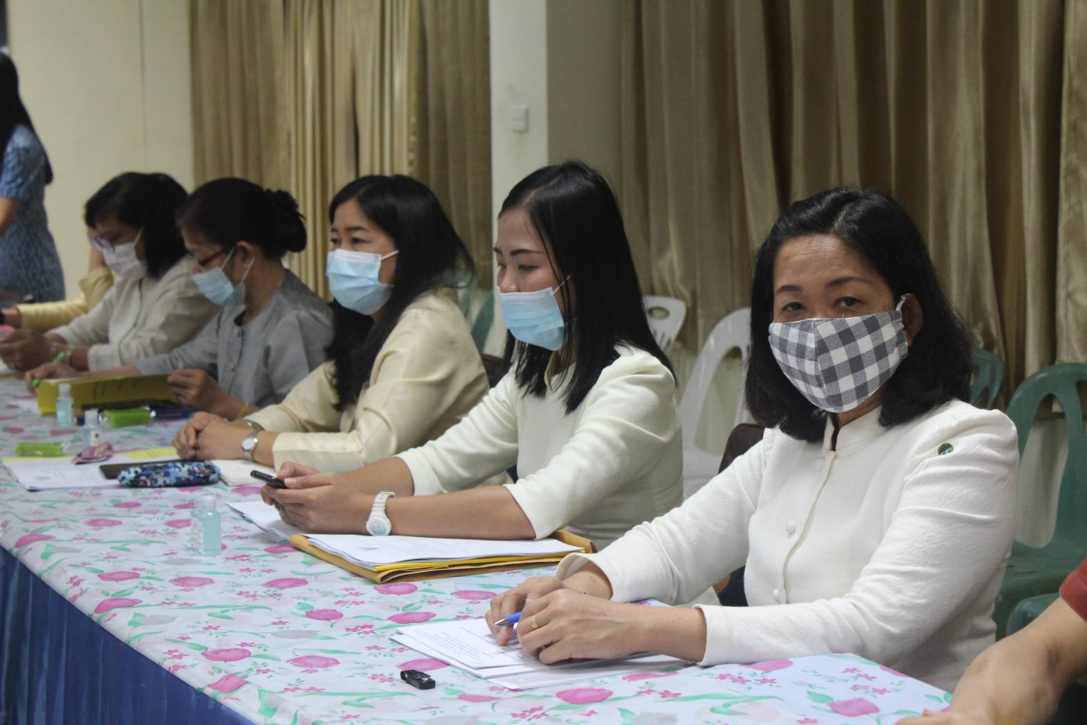 พช.หนองคาย ประชุมชี้แจงแนวทางการดำเนินงานตามมาตรการปรับปรุงประสิทธิภาพในการปฏิบัติราชการและพิธีลงนามคำรับรองการปฏิบัติราชการของข้าราชการสังกัดกรมการพัฒนาชุมชน จังหวัดหนองคาย ประจำปีงบประมาณ พ.ศ. 2564