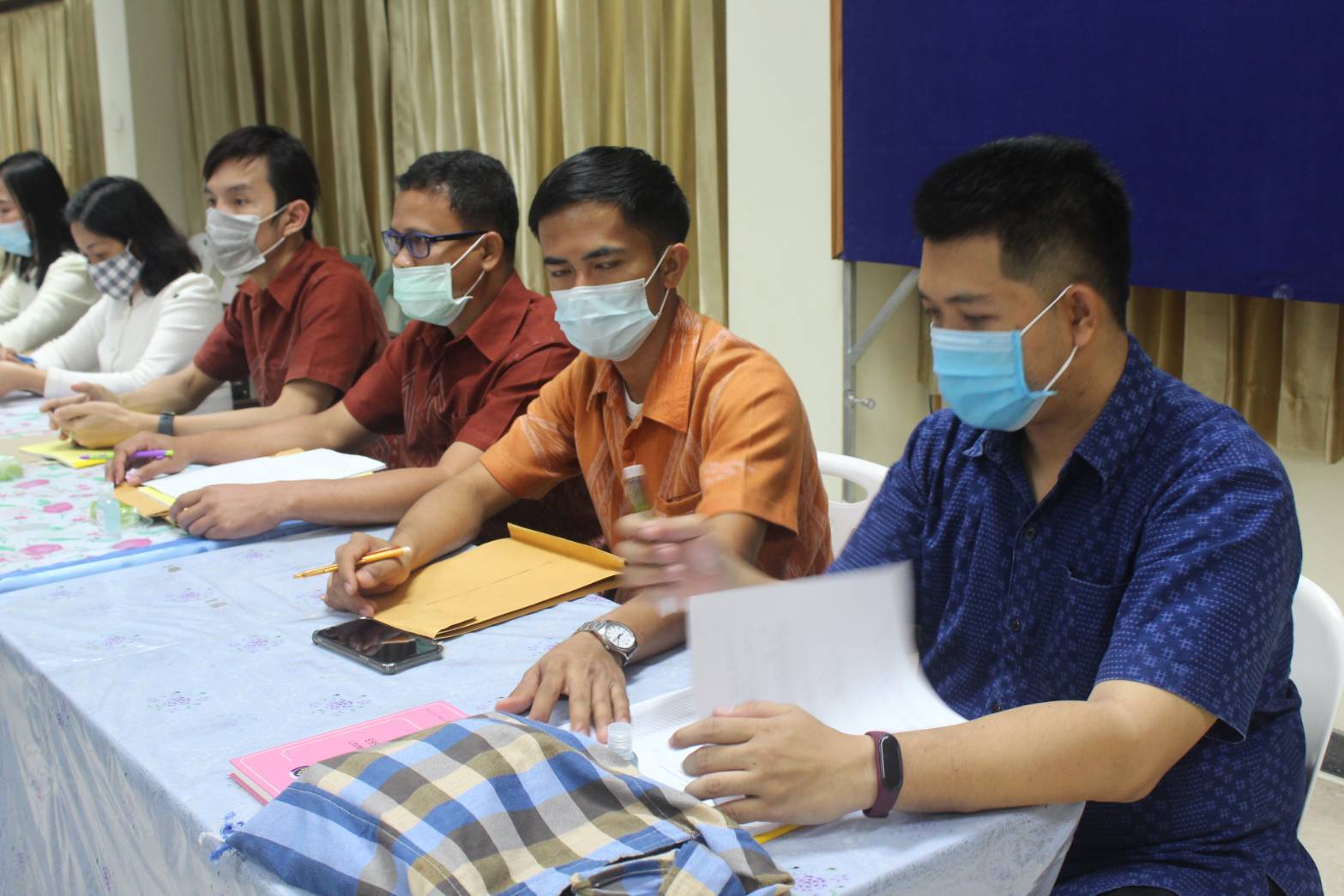 พช.หนองคาย ประชุมชี้แจงแนวทางการดำเนินงานตามมาตรการปรับปรุงประสิทธิภาพในการปฏิบัติราชการและพิธีลงนามคำรับรองการปฏิบัติราชการของข้าราชการสังกัดกรมการพัฒนาชุมชน จังหวัดหนองคาย ประจำปีงบประมาณ พ.ศ. 2564