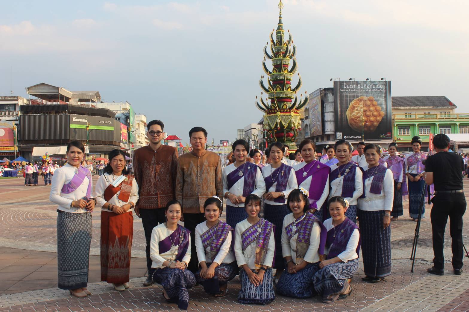 พช.หนองคาย จัดงาน แสดงและจำหน่ายผลิตภัณฑ์ OTOP จังหวัดหนองคาย ในงานฉลองอนุสาวรีย์ปราบฮ่อ ใต้ร่มพระบารมี 194 ปี เมืองหนองคาย และงานกาชาด จังหวัดหนองคาย พ.ศ. 2564