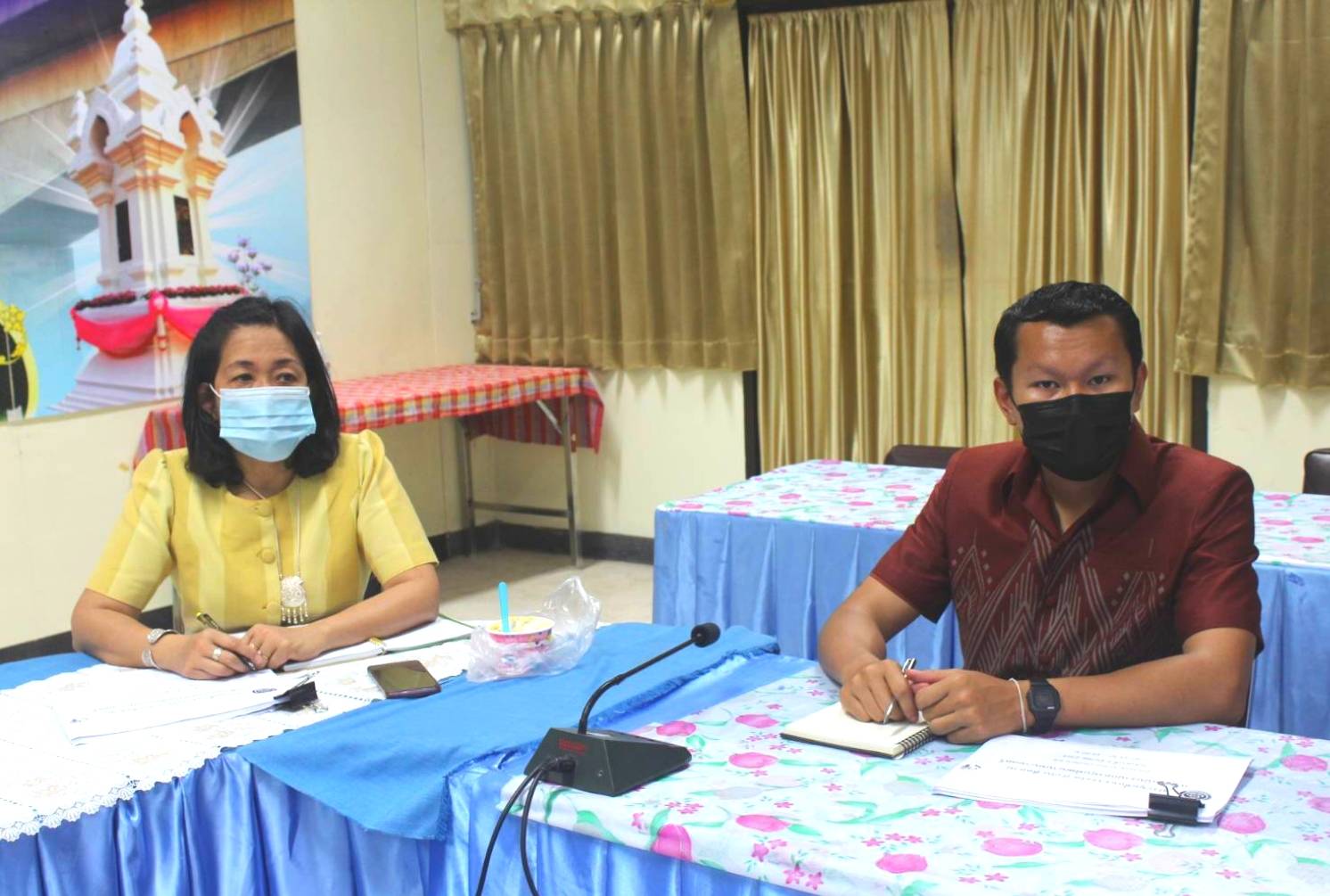 พช.หนองคาย ร่วมรับฟังประชุมติดตามการดำเนินงานและการใช้จ่ายงบประมาณกองทุนพัฒนาบทบาทสตรี ประจำปี งบประมาณ 2564 ผ่านระบบวิดีทัศน์ทางไกล (Video Conference) ครั้งที่ 3/2564