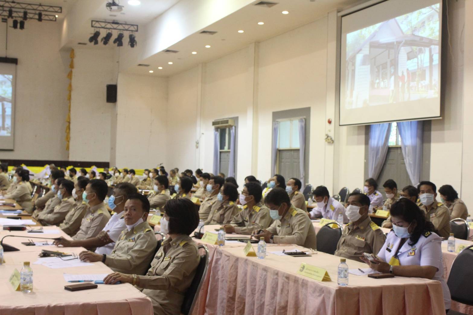 พช.หนองคาย ร่วมประชุมคณะกรมการจังหวัดและหัวหน้าส่วนราชการประจำจังหวัด ครั้งที่ 3/2564