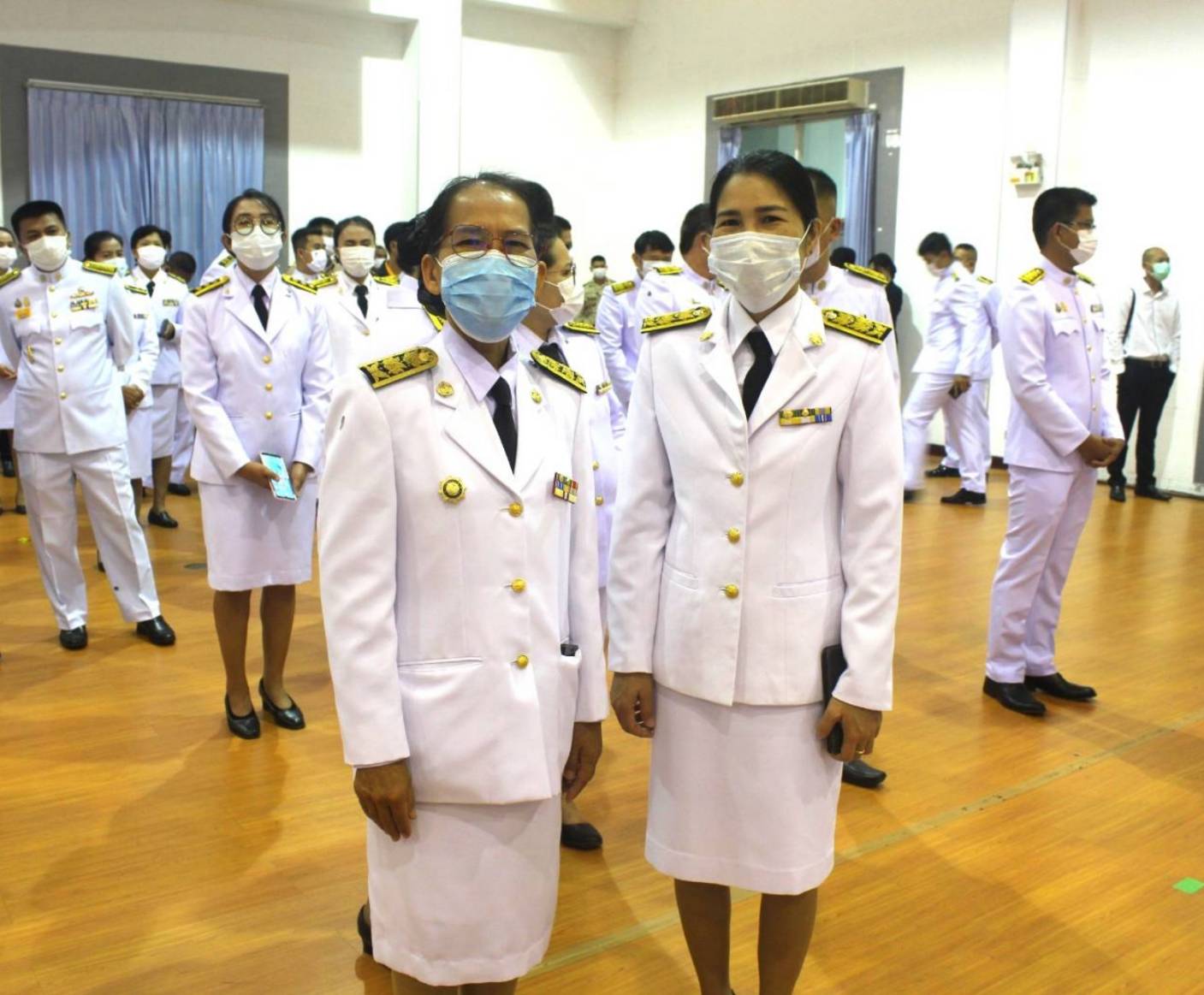 พช.หนองคาย เข้าร่วมพิธีวางพานพุ่มดอกไม้สด เนื่องในวันที่ระลึกพระบาทสมเด็จพระนั่งเกล้าเจ้าอยู่หัว พระมหาเจษฎาราชเจ้า ประจำปีพุทธศักราช ๒๕๖๔