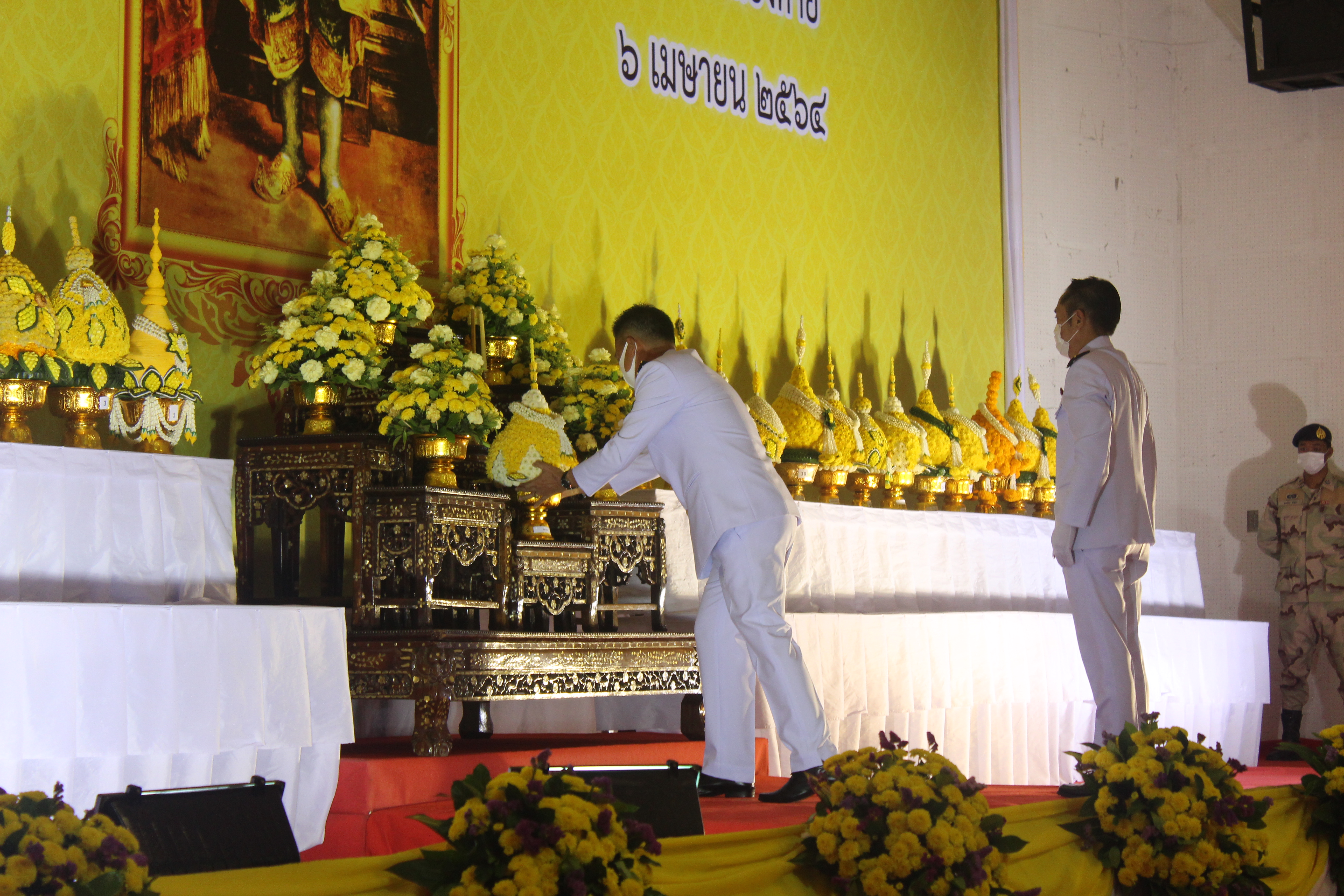 พช.หนองคาย เข้าร่วมพิธีถวายสักการะเนื่องในวันพระบาทสมเด็จพระพุทธยอดฟ้าจุฬาโลกมหาราชและวันที่ระลึก​มหาจักรีบรมราชวงศ์​ ประจำปีพุทธศักราช​  2564