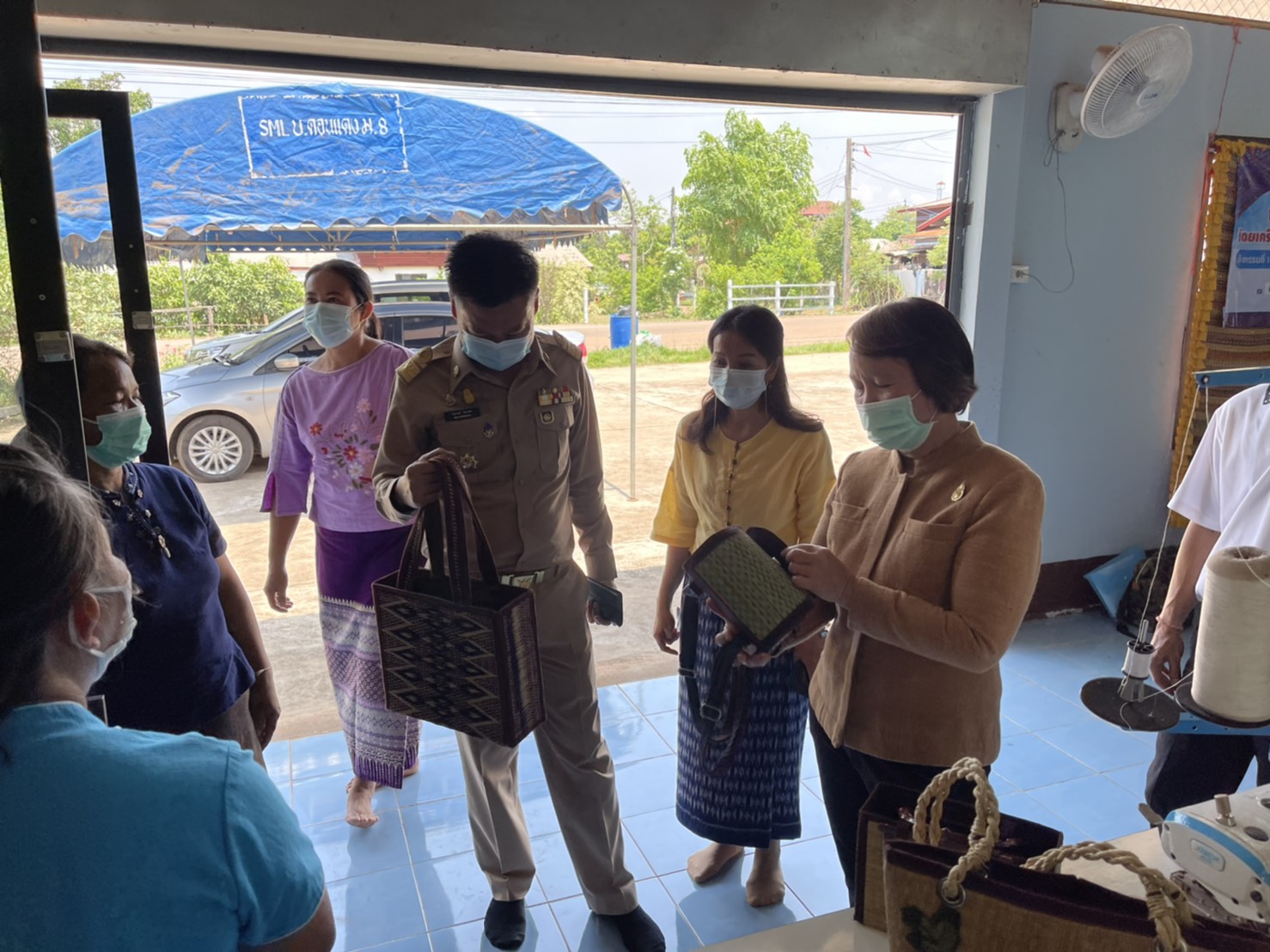 พช.หนองคาย ดำเนินโครงการพัฒนาผลิตภัณฑ์ OTOP โดยเครือข่ายองค์ความรู้ KBO จังหวัด ประจำปี 2564