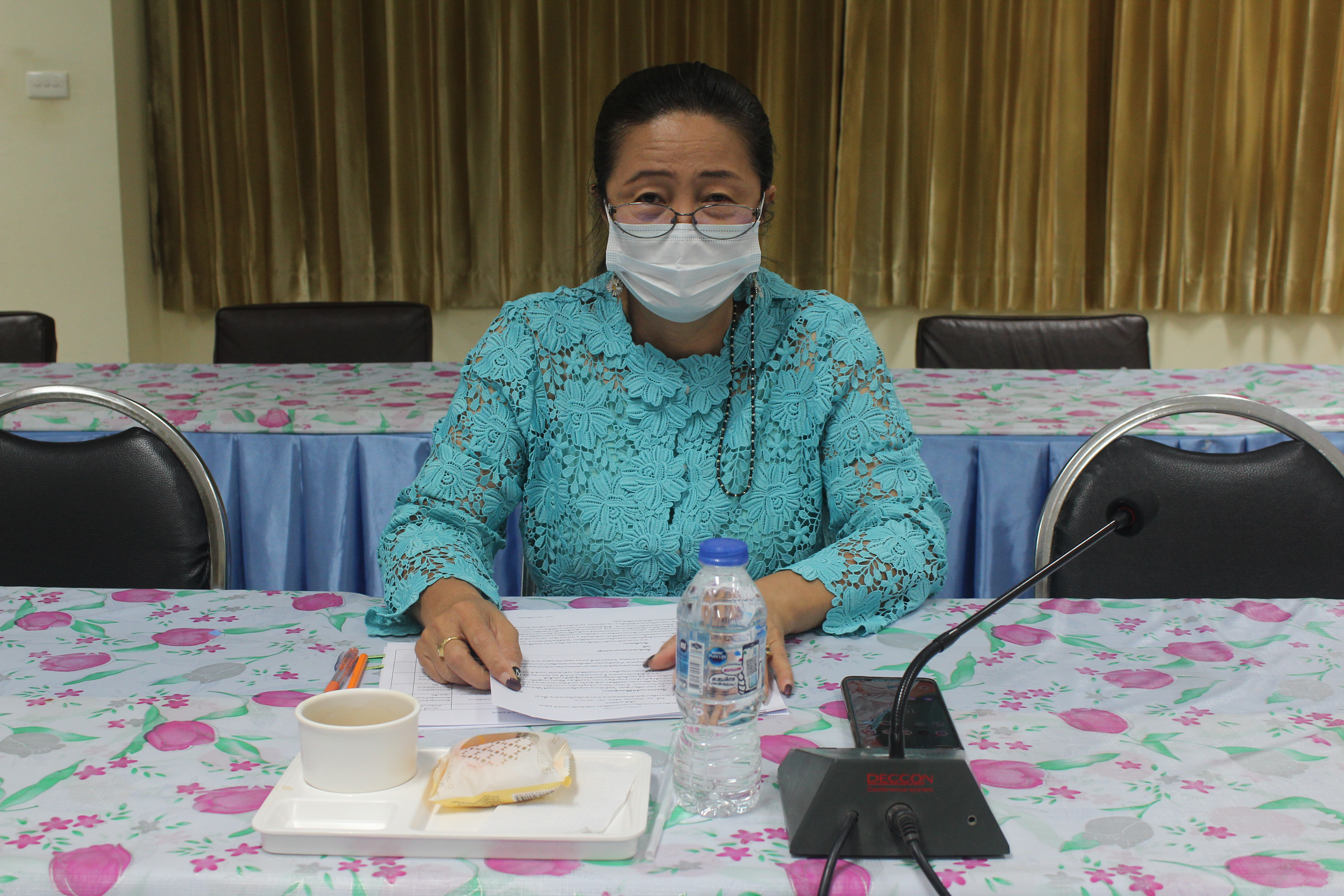 พช.หนองคาย ประชุมคณะกรรมการคัดเลือกคนกองทุนพัฒนาบทบาทสตรีดีเด่น ระดับจังหวัด ประจำปี 2564