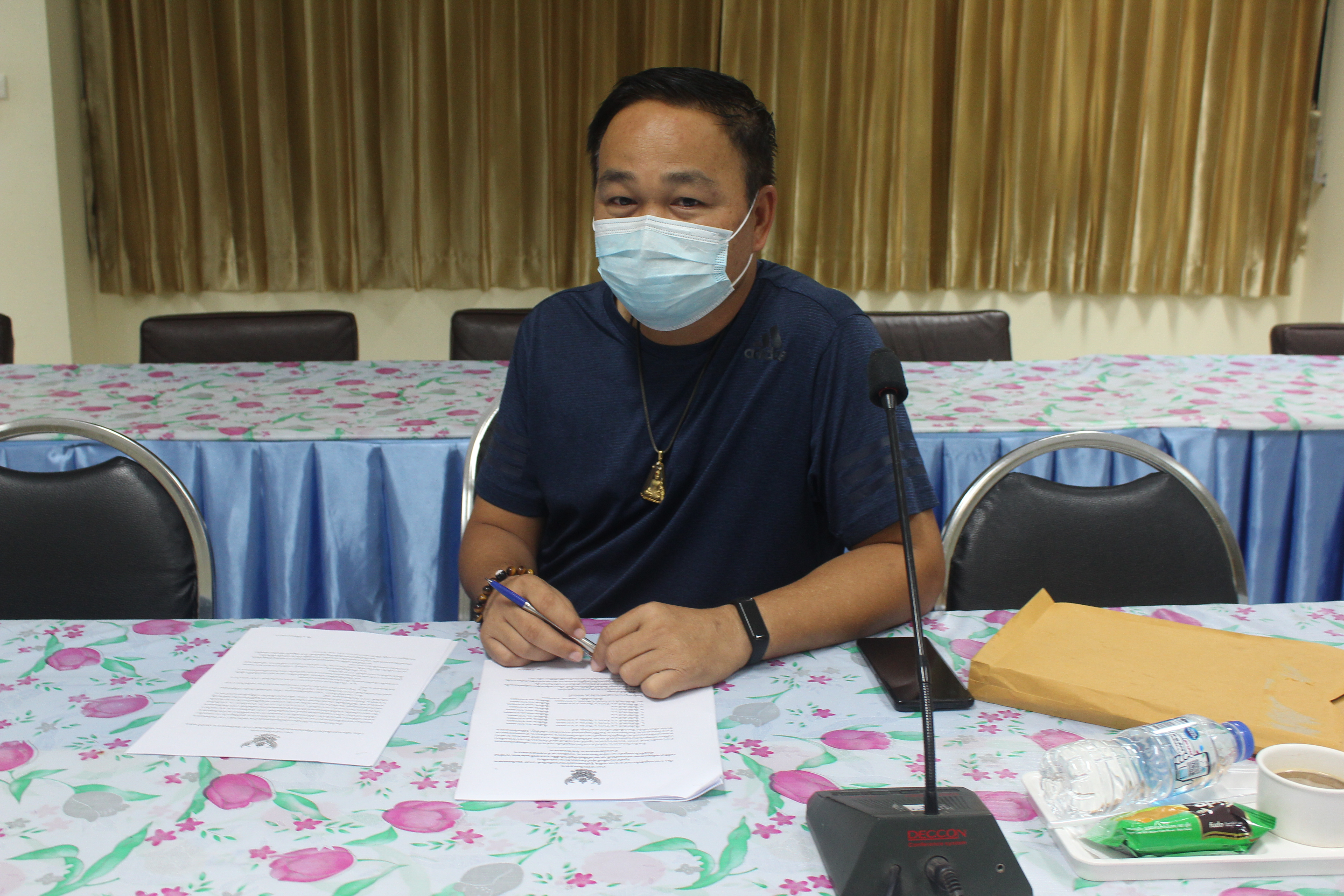 จังหวัดหนองคาย โดยสำนักงานพัฒนาชุมชนจังหวัดฯ จัดประชุมชี้แจงรายละเอียดเกี่ยวกับเงื่อนไขการประมูลสิทธิการเช่าอาคารราชพัสดุ ศูนย์แสดงและจำหน่ายผลิตภัณฑ์ OTOP จังหวัดหนองคาย (ศูนย์จำหน่ายสินค้าลุ่มน้ำโขงและบริการการท่องเที่ยว)