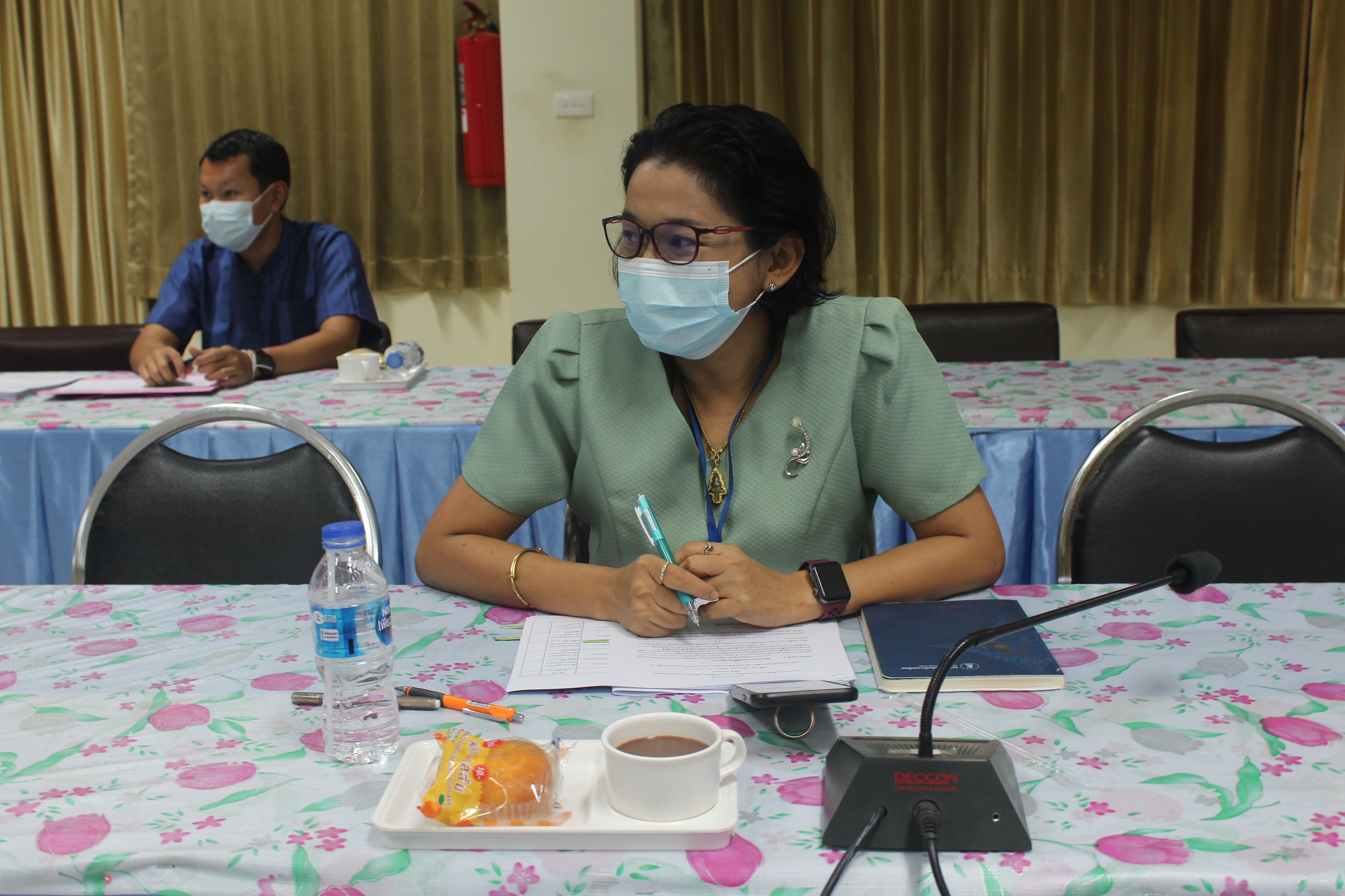 พช.หนองคาย ประชุมคณะกรรมการคัดเลือกคนกองทุนพัฒนาบทบาทสตรีดีเด่น ระดับจังหวัด ประจำปี 2564