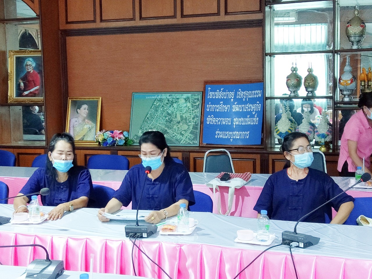 พช.หนองคาย พร้อม คณะกรรมการคัดเลือกคนกองทุนพัฒนาบทบาทสตรีดีเด่น ระดับจังหวัด ประจำปี 2564 ลงพื้นที่เพื่อคัดสรรคนกองทุนพัฒนาบทบาทสตรีดีเด่น ระดับจังหวัด ในพื้นที่ อำเภอรัตนวาปี และ อำเภอโพนพิสัย จังหวัดหนองคาย