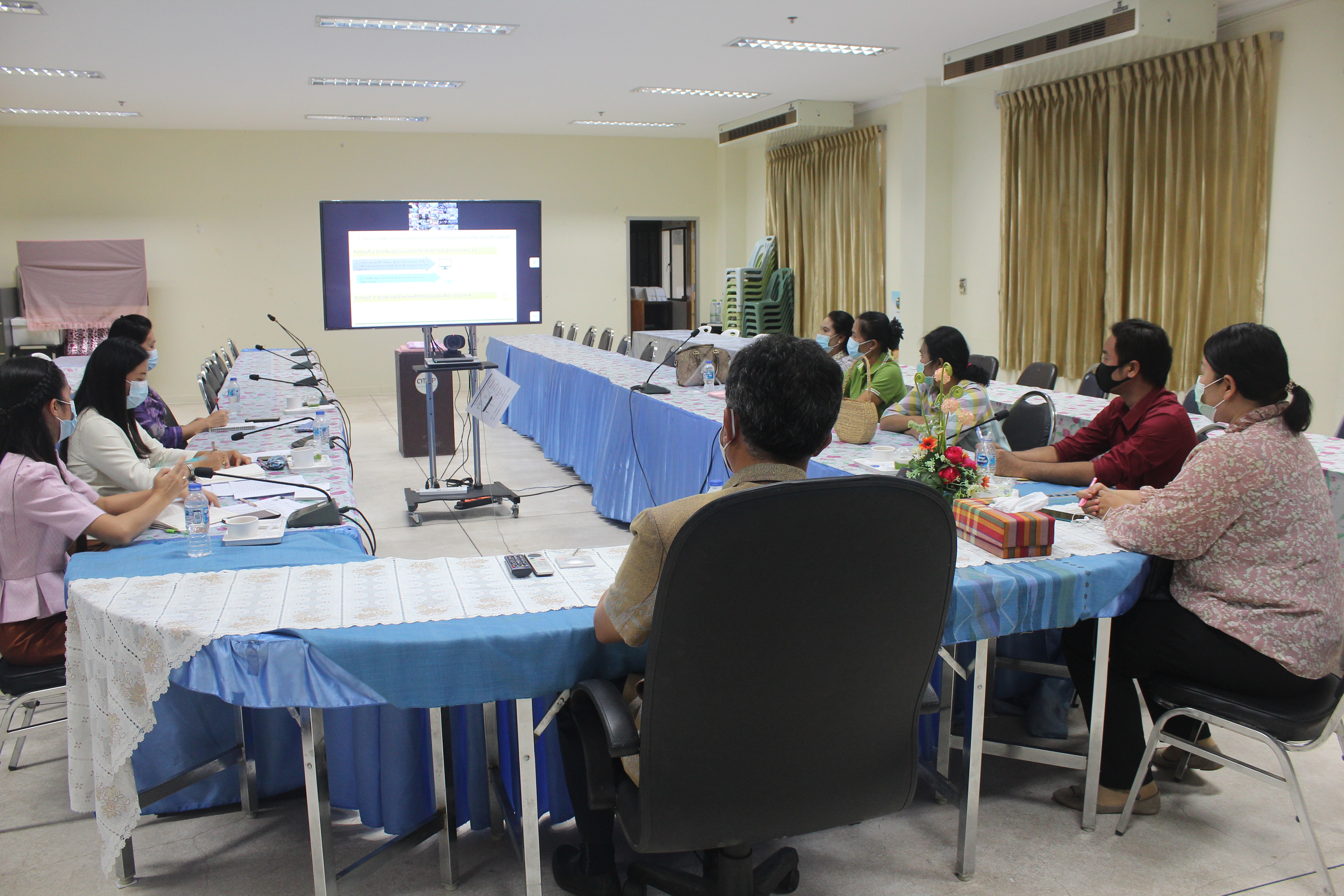 พช.หนองคาย เข้าร่วมประชุมเชิงปฏิบัติการพัฒนาศักยภาพการจัดกิจกรรมส่งเสริมการเรียนรู้ที่นักท่องเที่ยวลงมือปฏิบัติ ผ่านระบบวีดีทัศน์ทางไกล (Video Conference)