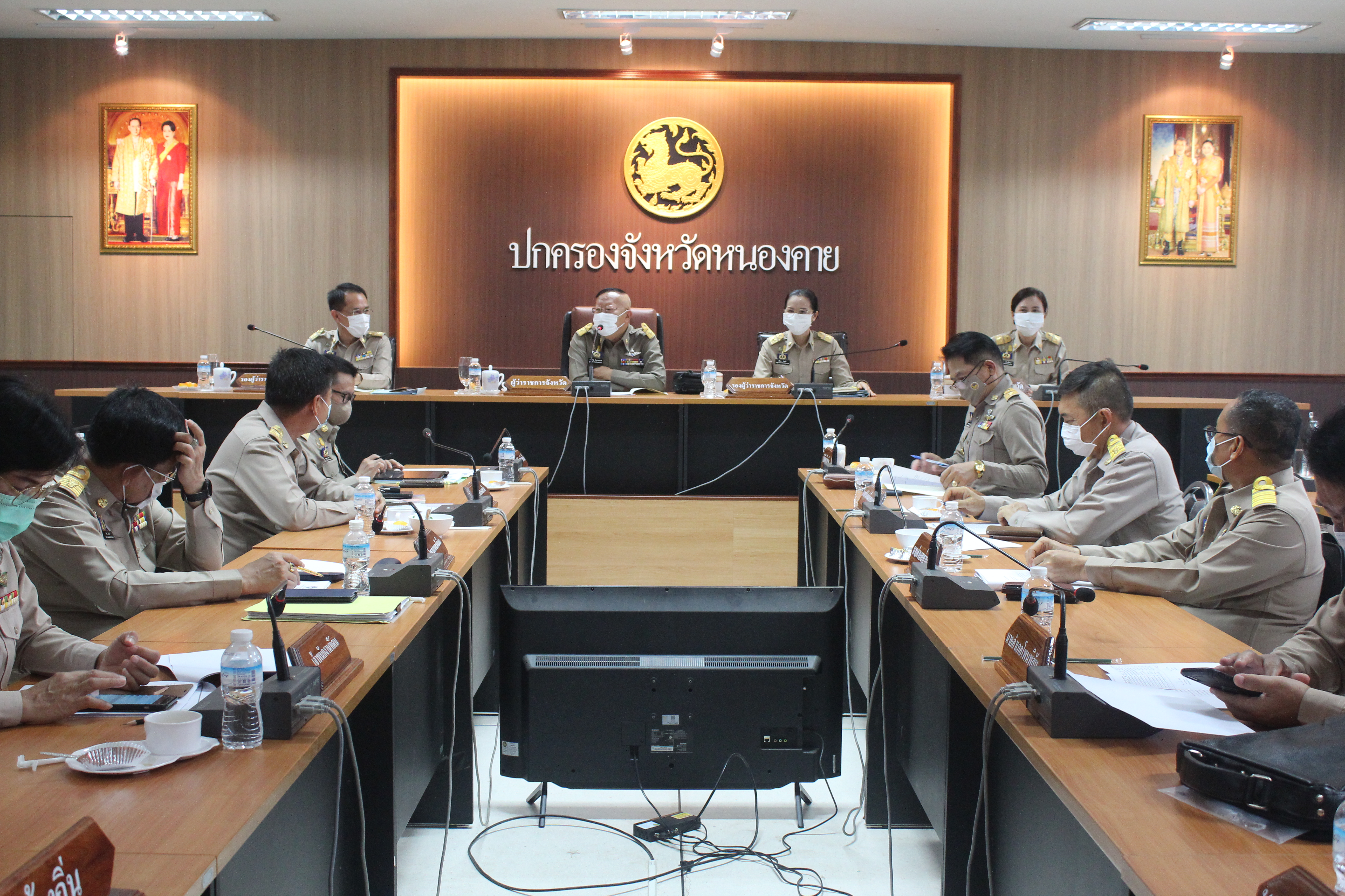 ผู้ว่าราชการจังหวัดหนองคายมอบวุฒิบัตรและเข็มวิทยฐานะแก่ผู้ผ่านการฝึกอบรมหลักสูตรพัฒนากรก่อนประจำการ รุ่นที่ 114 จำนวน 4 ราย