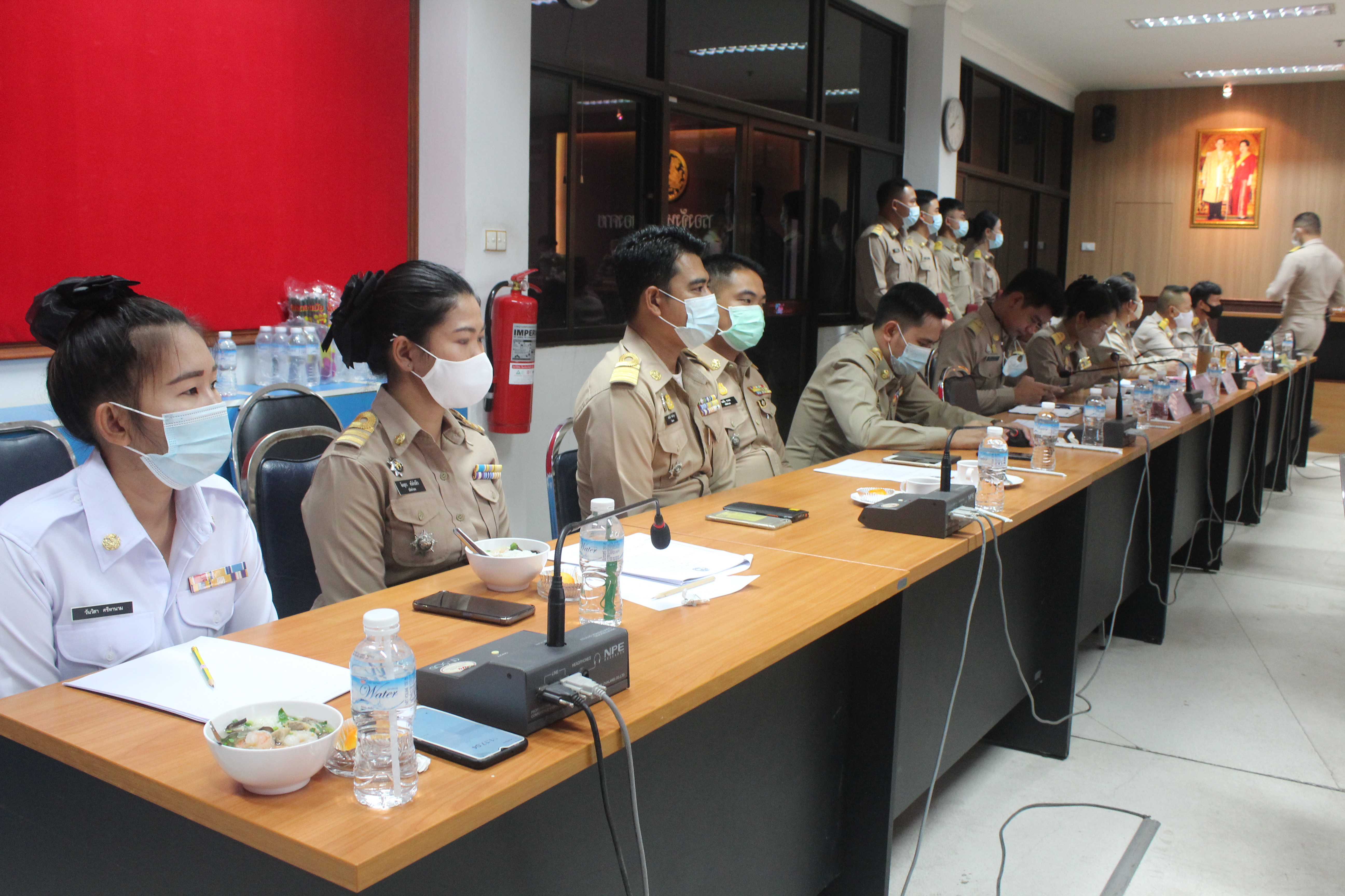 ผู้ว่าราชการจังหวัดหนองคายมอบวุฒิบัตรและเข็มวิทยฐานะแก่ผู้ผ่านการฝึกอบรมหลักสูตรพัฒนากรก่อนประจำการ รุ่นที่ 114 จำนวน 4 ราย