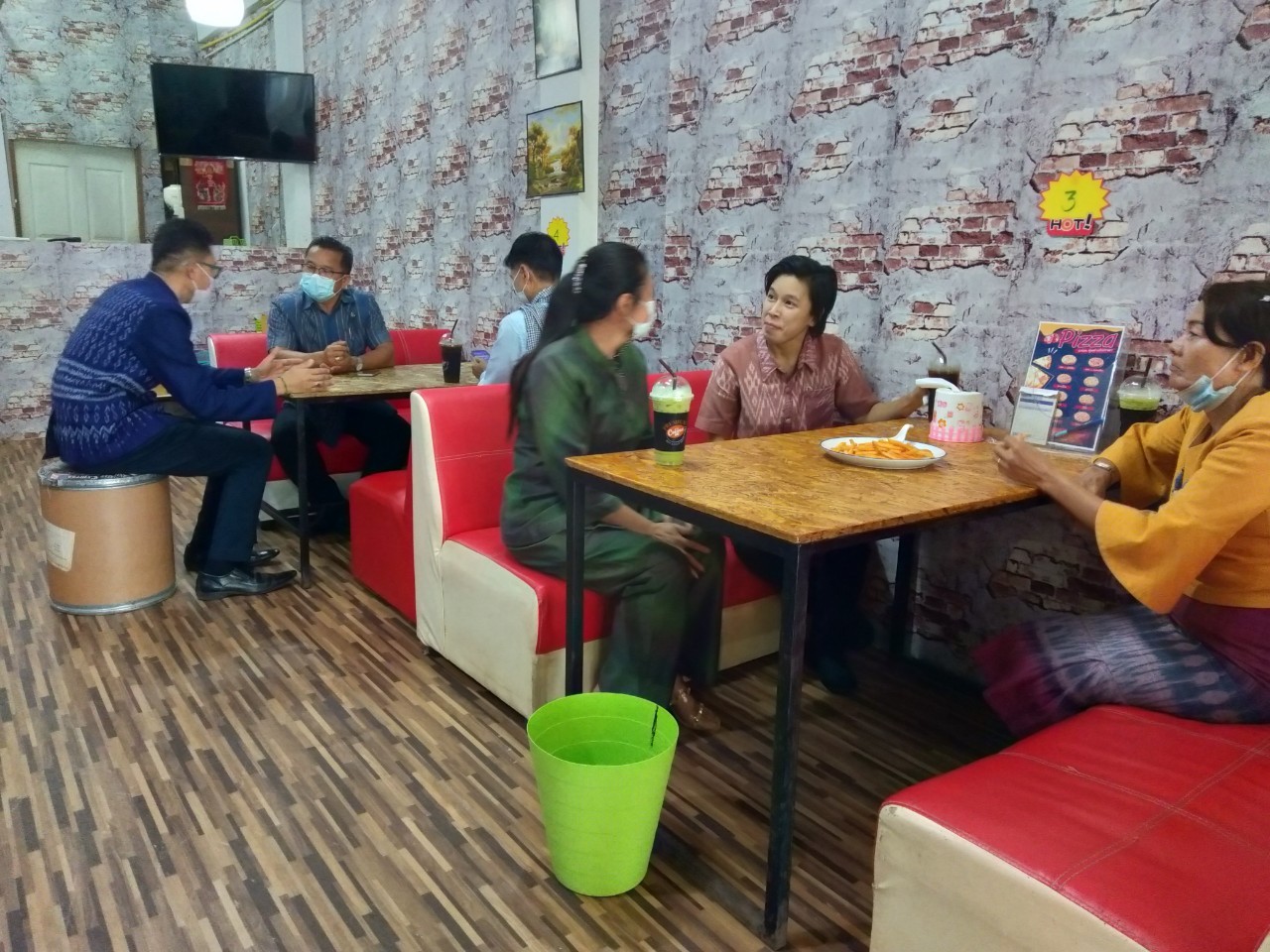 พช.หนองคาย พร้อม คณะกรรมการคัดเลือกคนกองทุนพัฒนาบทบาทสตรีดีเด่น ระดับจังหวัด ประจำปี 2564 ลงพื้นที่เพื่อคัดสรรคนกองทุนพัฒนาบทบาทสตรีดีเด่น ระดับจังหวัด ในพื้นที่ อำเภอรัตนวาปี และ อำเภอโพนพิสัย จังหวัดหนองคาย