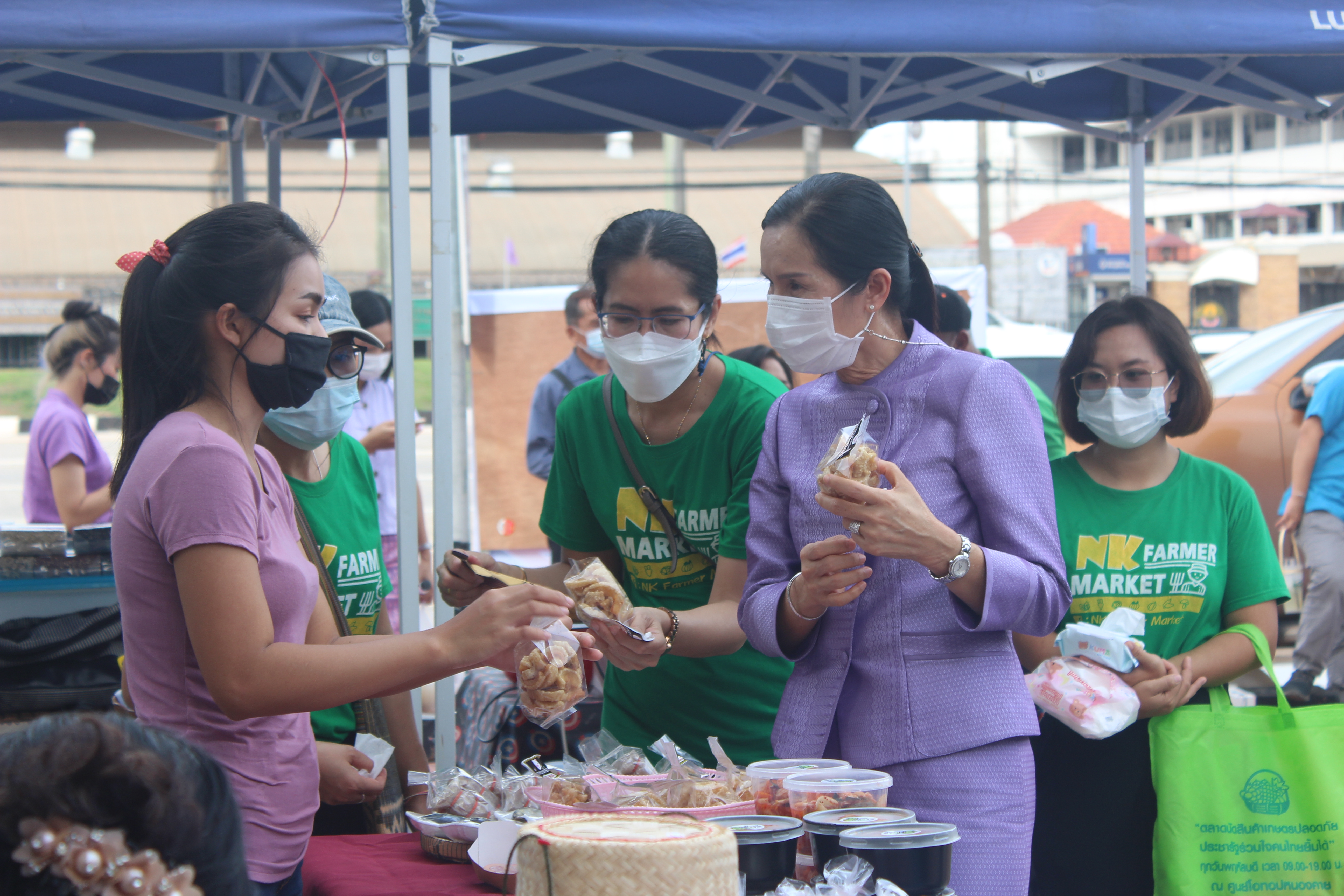 จังหวัดหนองคาย จัดตลาดชุมชน คนหนองคาย ร่วมใจฝ่าวิกฤตไปด้วยกัน