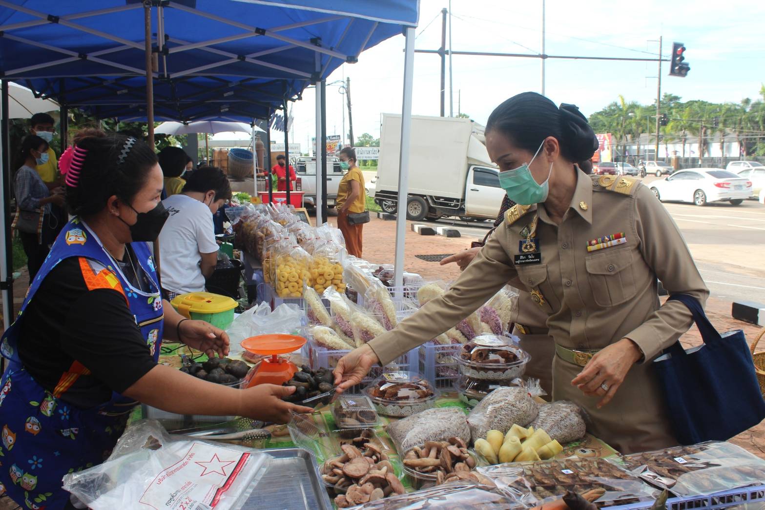 จังหวัดหนองคาย จัดตลาดชุมชน คนหนองคาย ร่วมใจฝ่าวิกฤตไปด้วยกัน