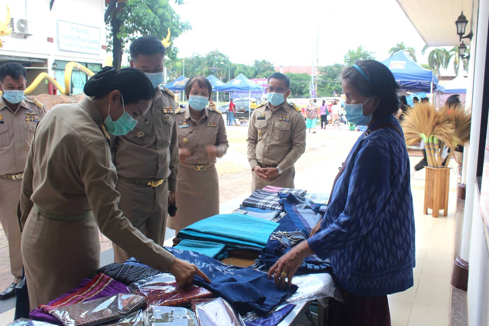 จังหวัดหนองคาย จัดตลาดชุมชน คนหนองคาย ร่วมใจฝ่าวิกฤตไปด้วยกัน