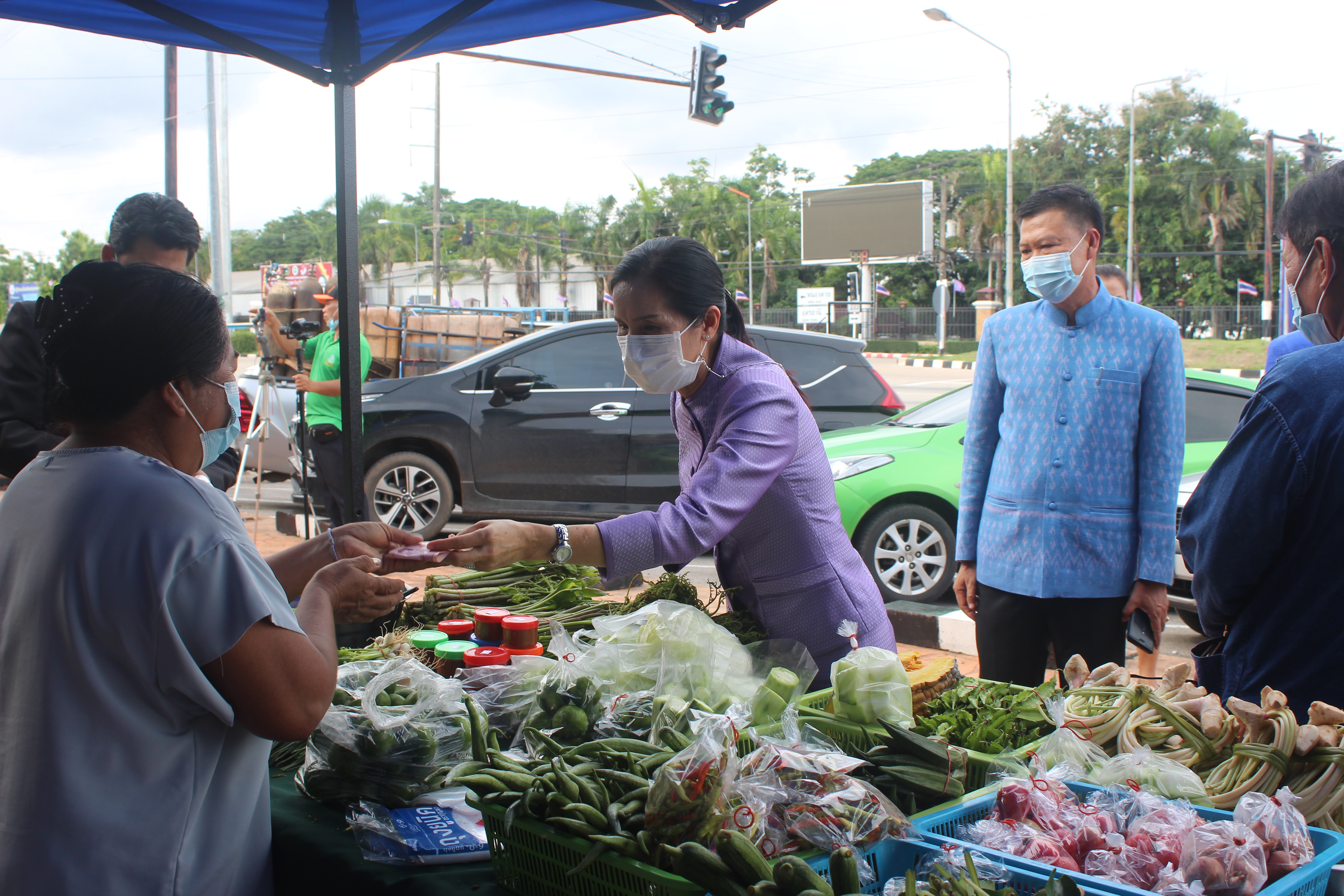 จังหวัดหนองคาย จัดตลาดชุมชน คนหนองคาย ร่วมใจฝ่าวิกฤตไปด้วยกัน