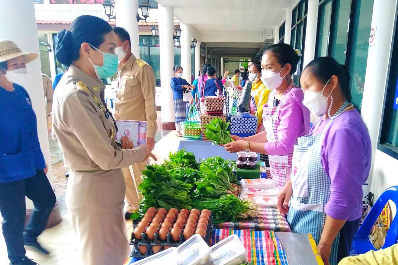 จังหวัดหนองคาย จัดตลาดชุมชน คนหนองคาย ร่วมใจฝ่าวิกฤตไปด้วยกัน