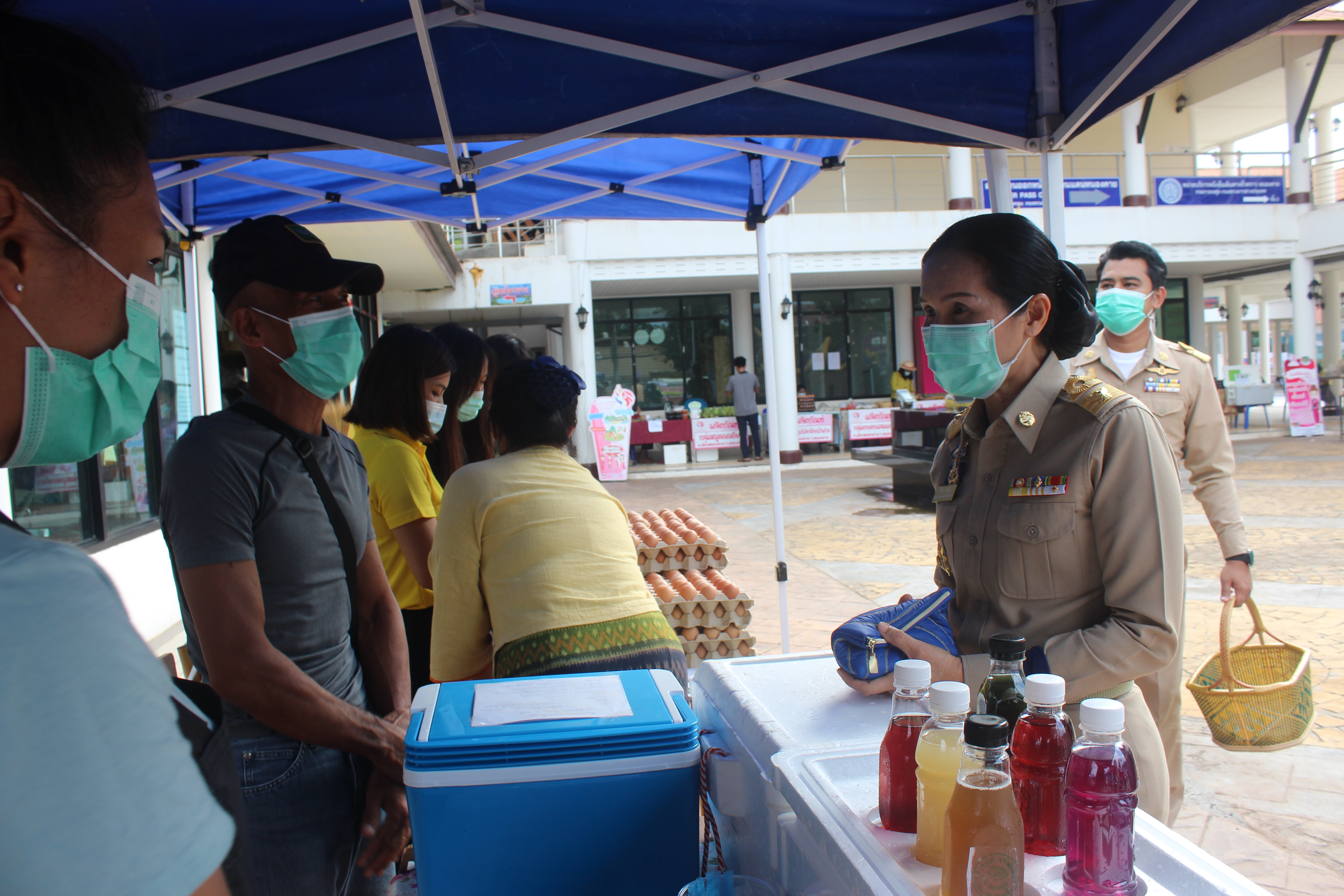 จังหวัดหนองคาย จัดตลาดชุมชน คนหนองคาย ร่วมใจฝ่าวิกฤตไปด้วยกัน