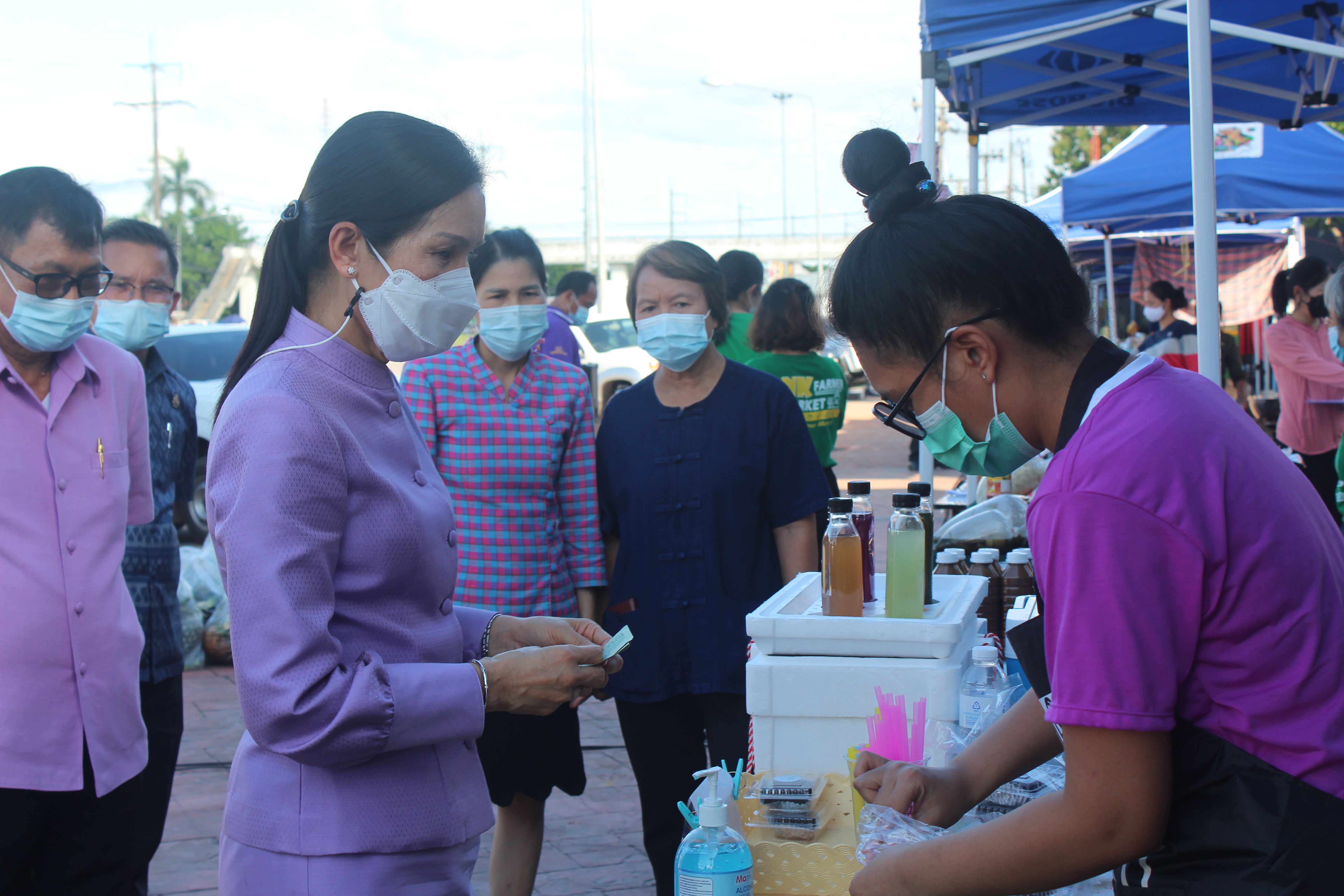 จังหวัดหนองคาย จัดตลาดชุมชน คนหนองคาย ร่วมใจฝ่าวิกฤตไปด้วยกัน