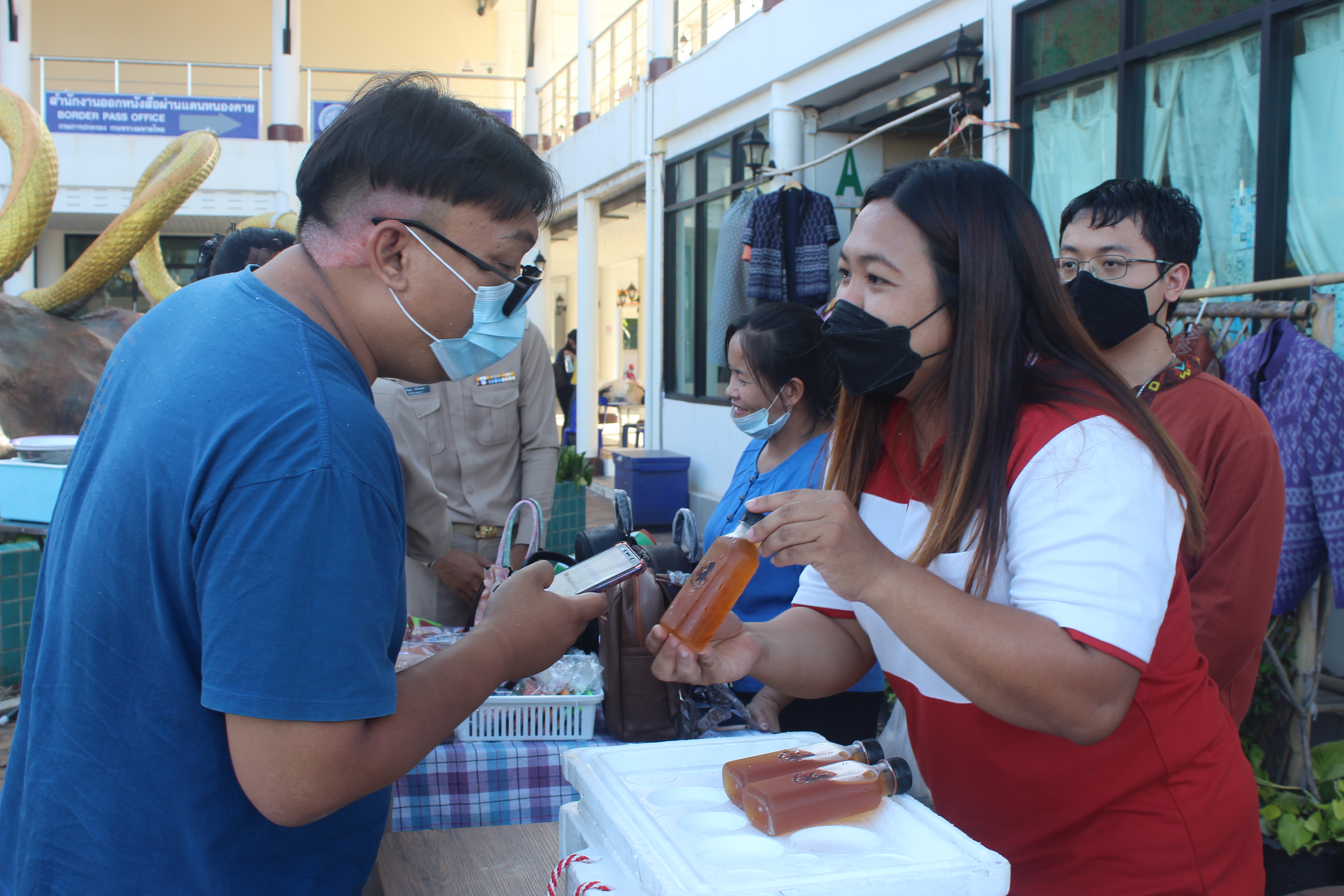 จังหวัดหนองคาย จัดตลาดชุมชน คนหนองคาย ร่วมใจฝ่าวิกฤตไปด้วยกัน