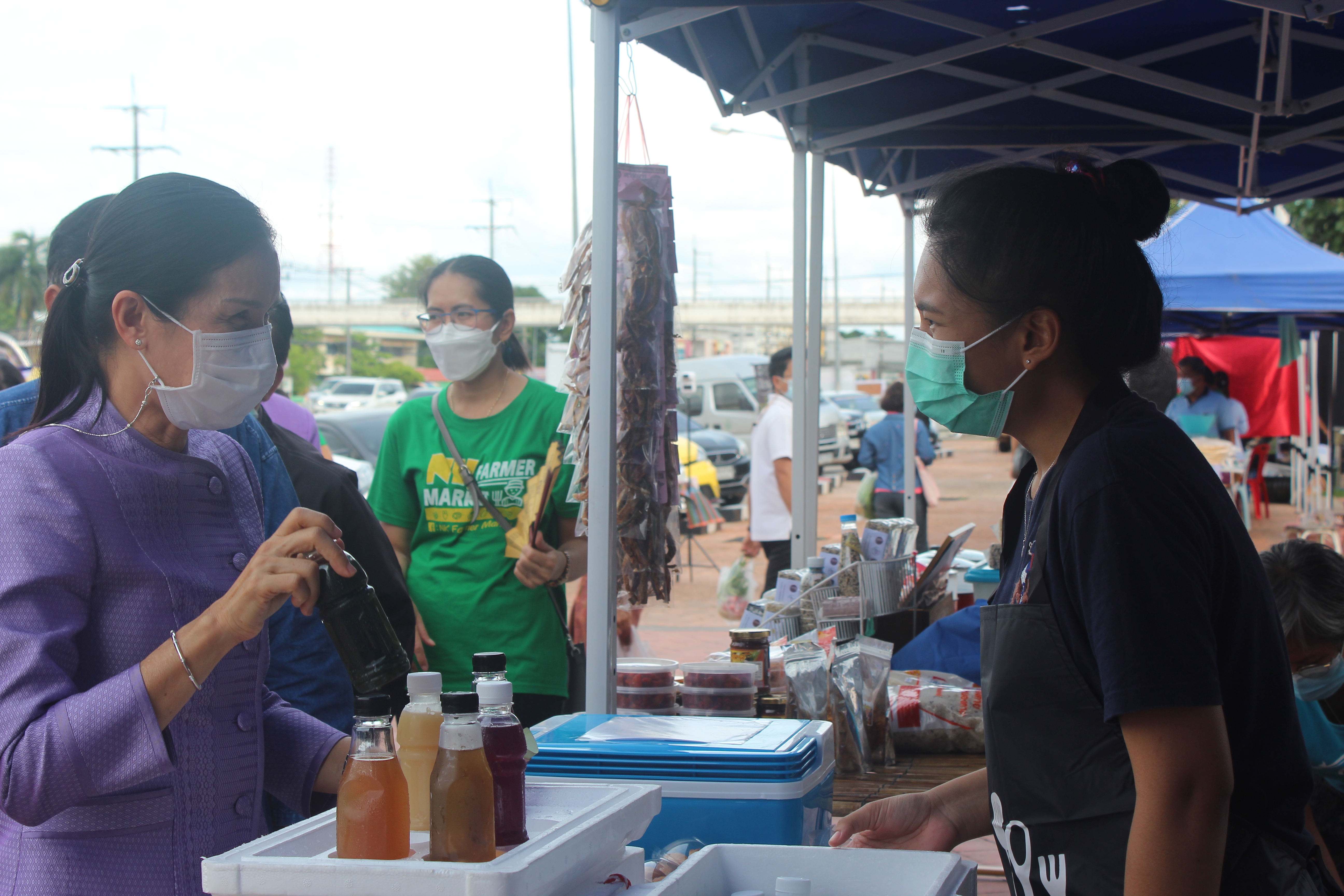 จังหวัดหนองคาย จัดตลาดชุมชน คนหนองคาย ร่วมใจฝ่าวิกฤตไปด้วยกัน