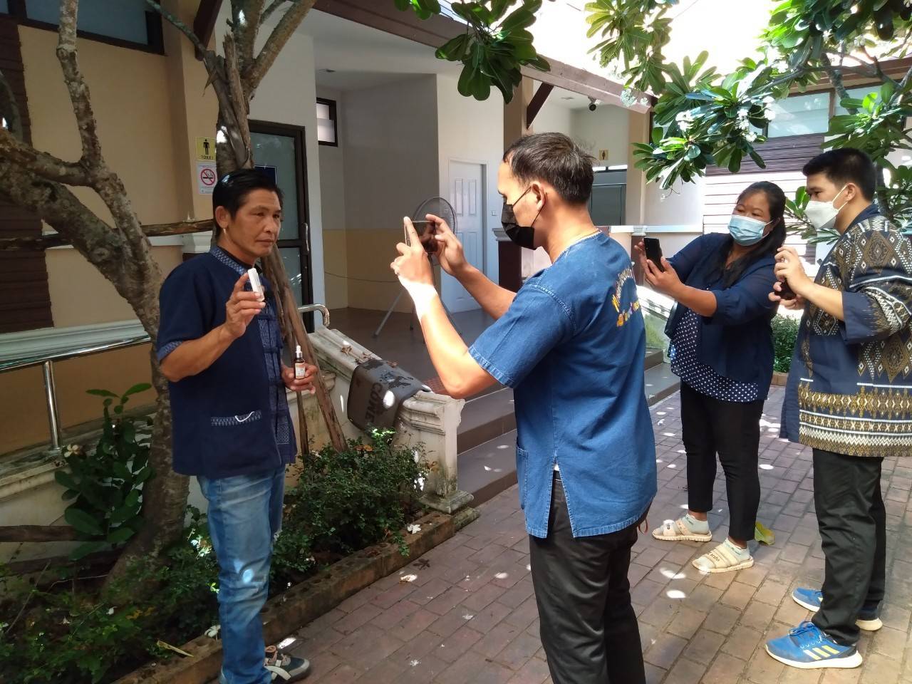 พช.หนองคาย ดำเนินโครงการพัฒนาผลิตภัณฑ์ OTOP โดยเครือข่ายองค์ความรู้ KBO จังหวัด ประจำปี 2564