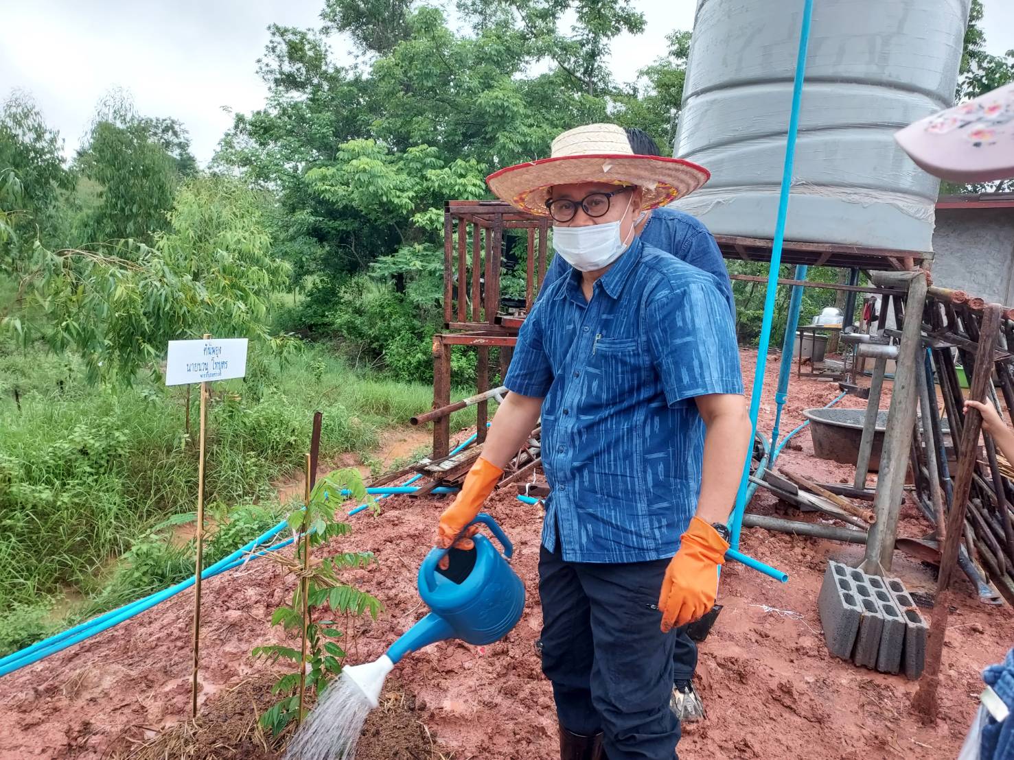 พช.หนองคาย ดำเนินกิจกรรมเอามื้อสามัคคี “โคก หนอง นา โมเดล”