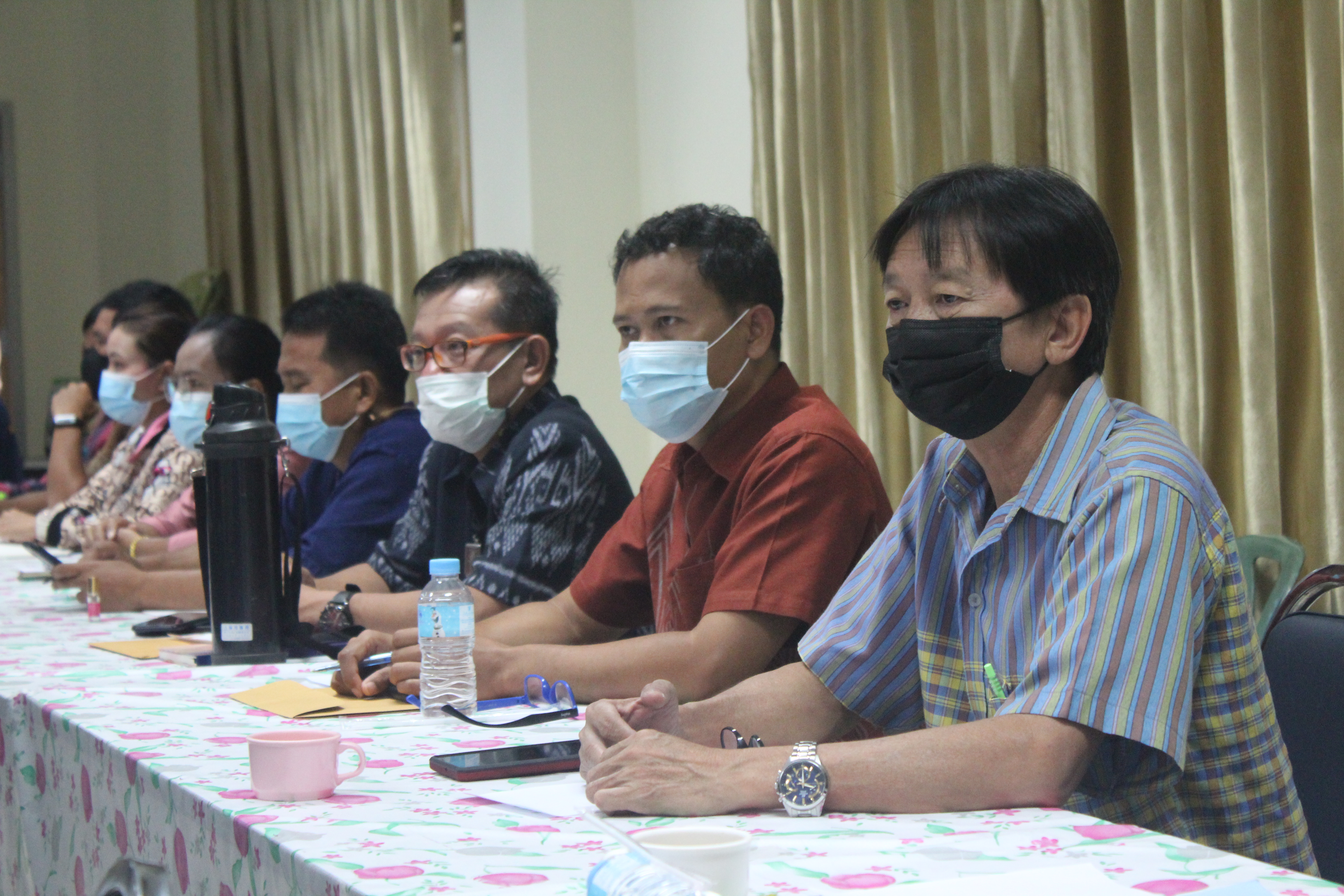 พช.หนองคาย ร่วมกับ สำนักงานตรวจเงินแผ่นดินจังหวัดหนองคาย จัดประชุมให้ความรู้ในการบริหารความเสี่ยงเพื่อเตรียมความพร้อมและป้องกันความผิดพลาดในการดำเนินงานโครงการพัฒนาพื้นที่ต้นแบบ โคกหนองนาโมเดล “โคก หนอง นา โมเดล”